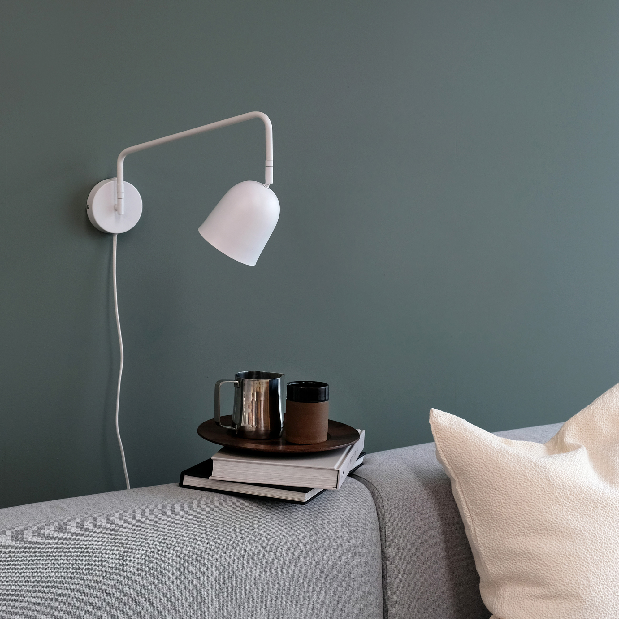 Vägglampa Dyberg Larsen Manchester