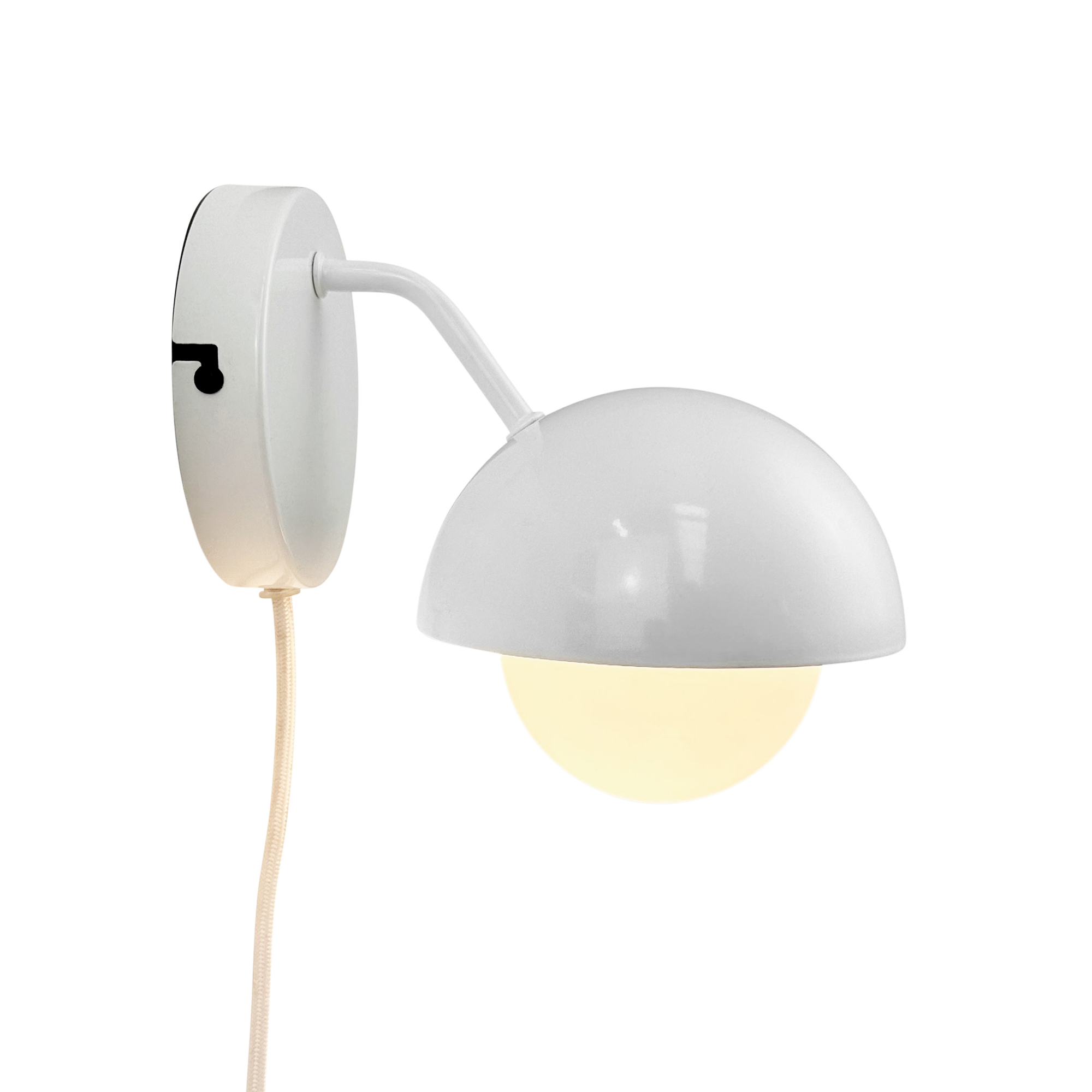 Vägglampa Dyberg Larsen Rose