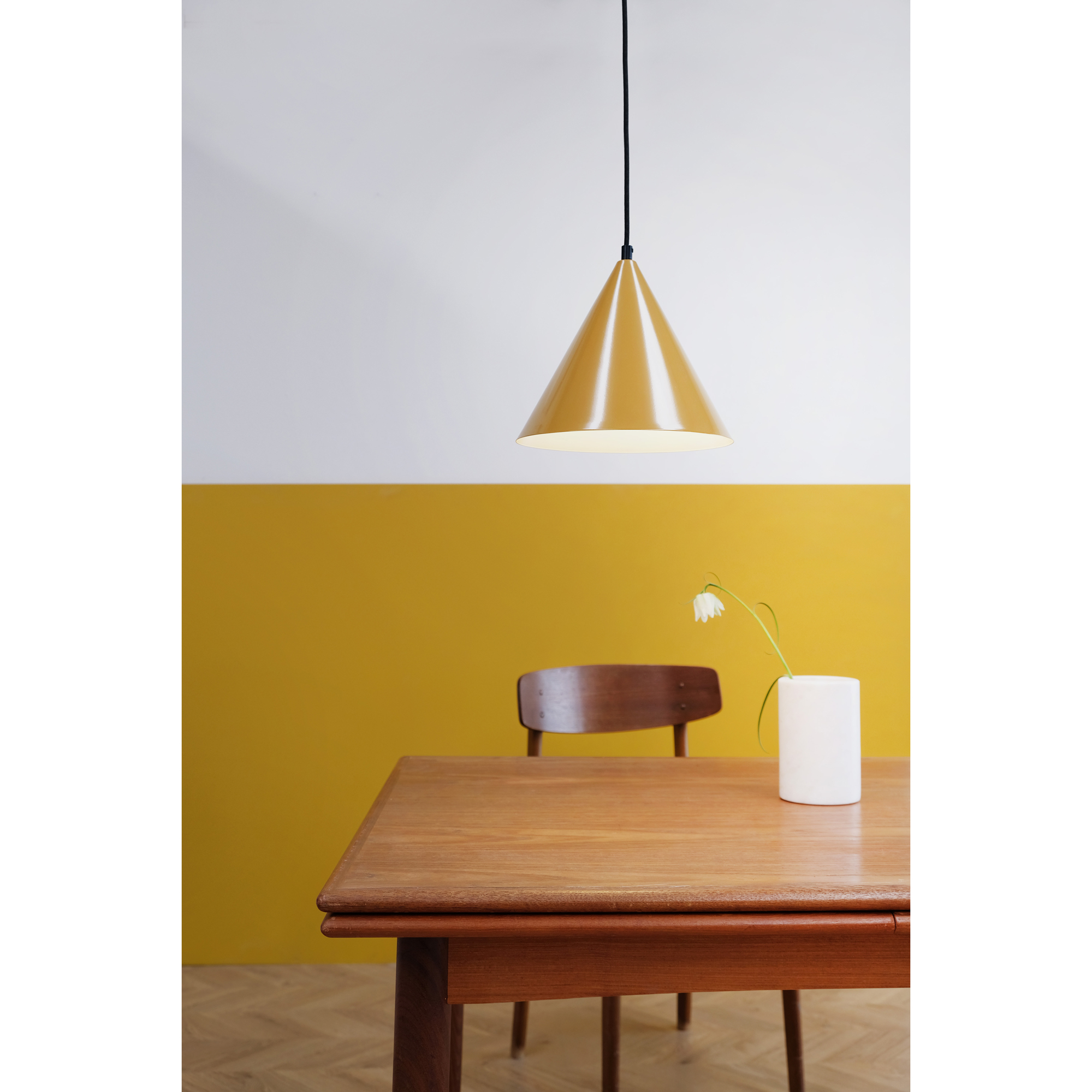 Taklampa Dyberg Larsen Ron