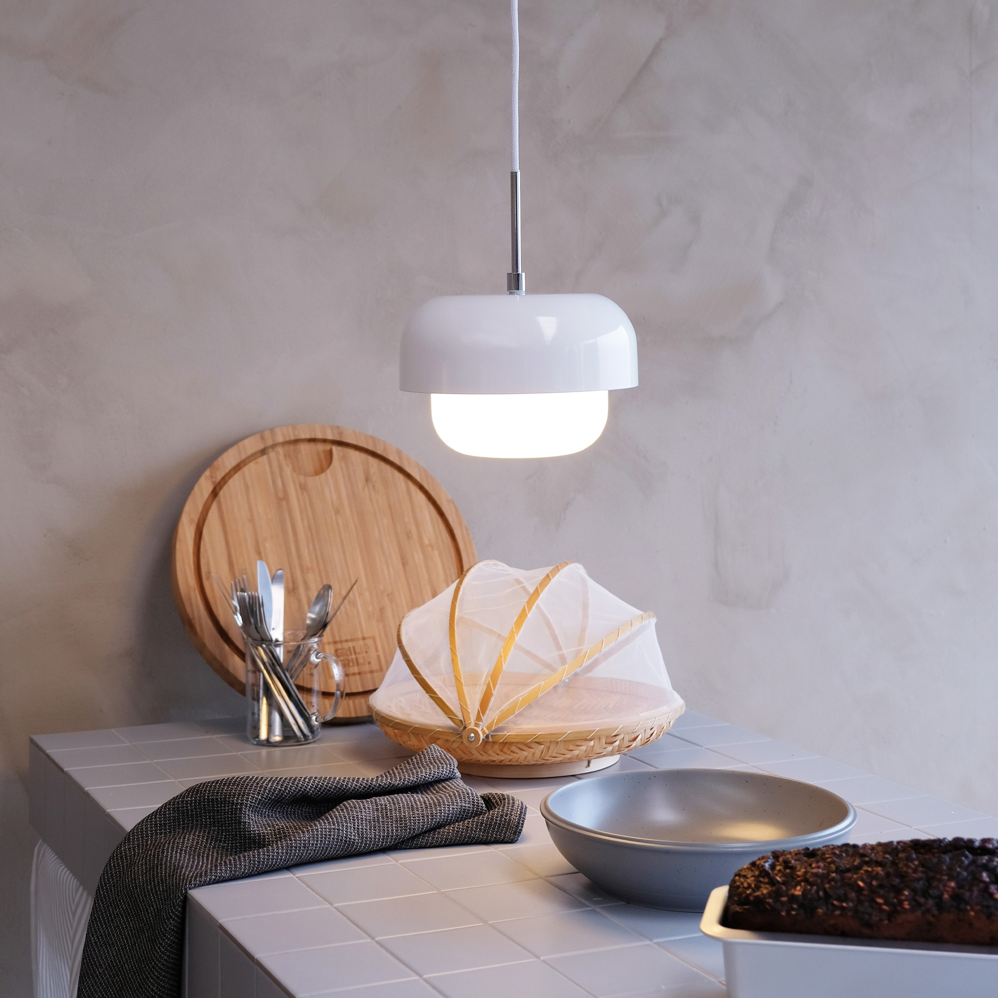 Taklampa Dyberg Larsen Haipot Pendel D23