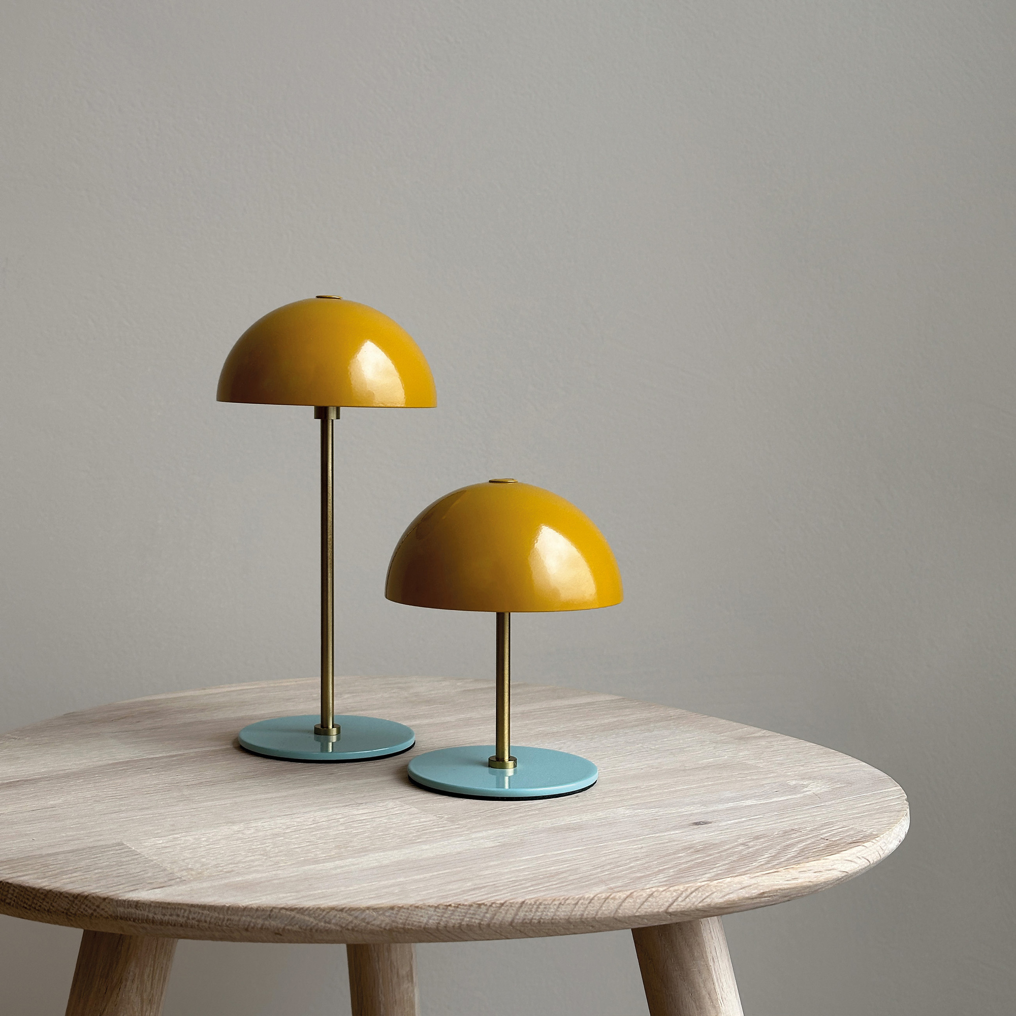 Bordslampa Dyberg Larsen Along Mini 2-pack LED och Touchfunktion