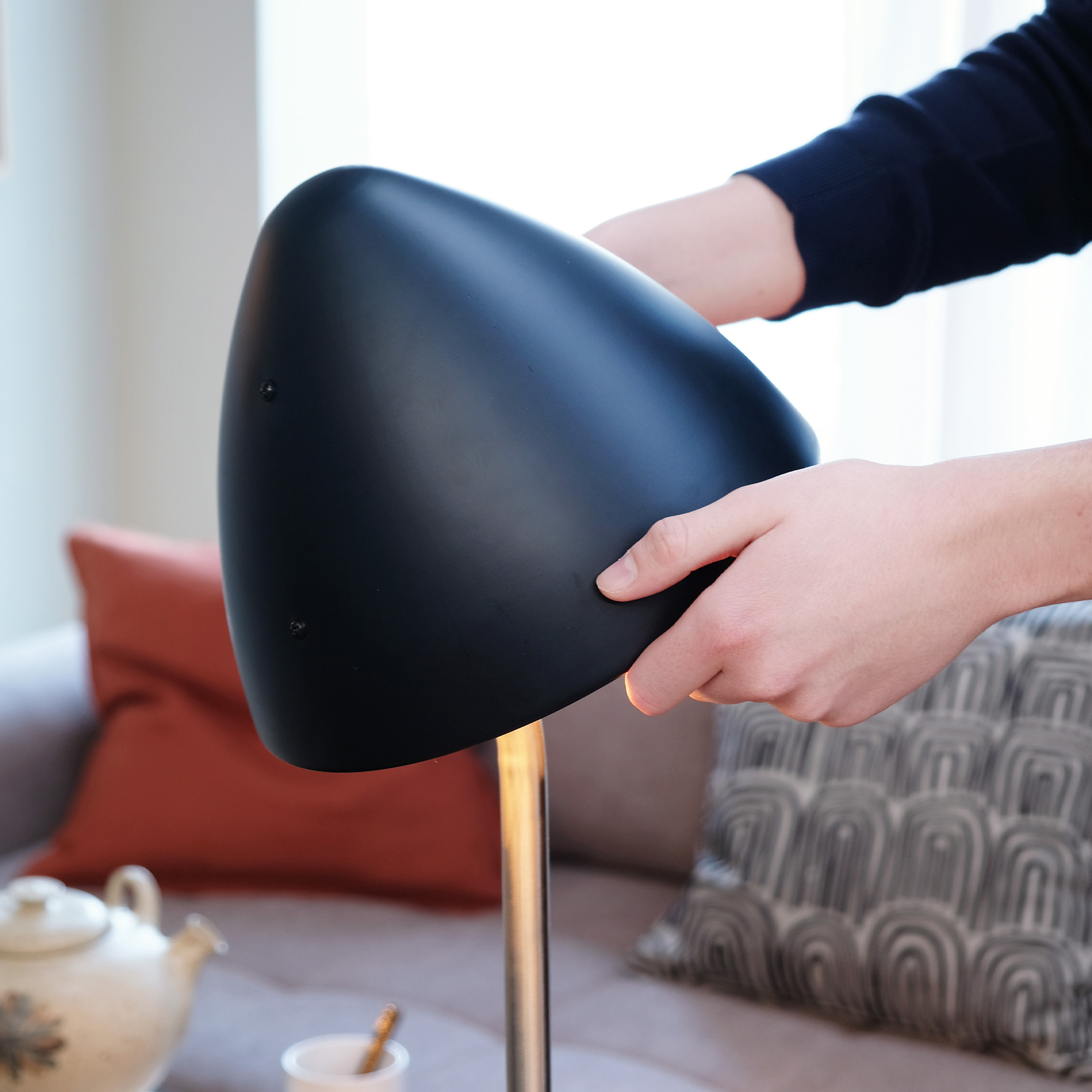 Golvlampa Dyberg Larsen Oulu