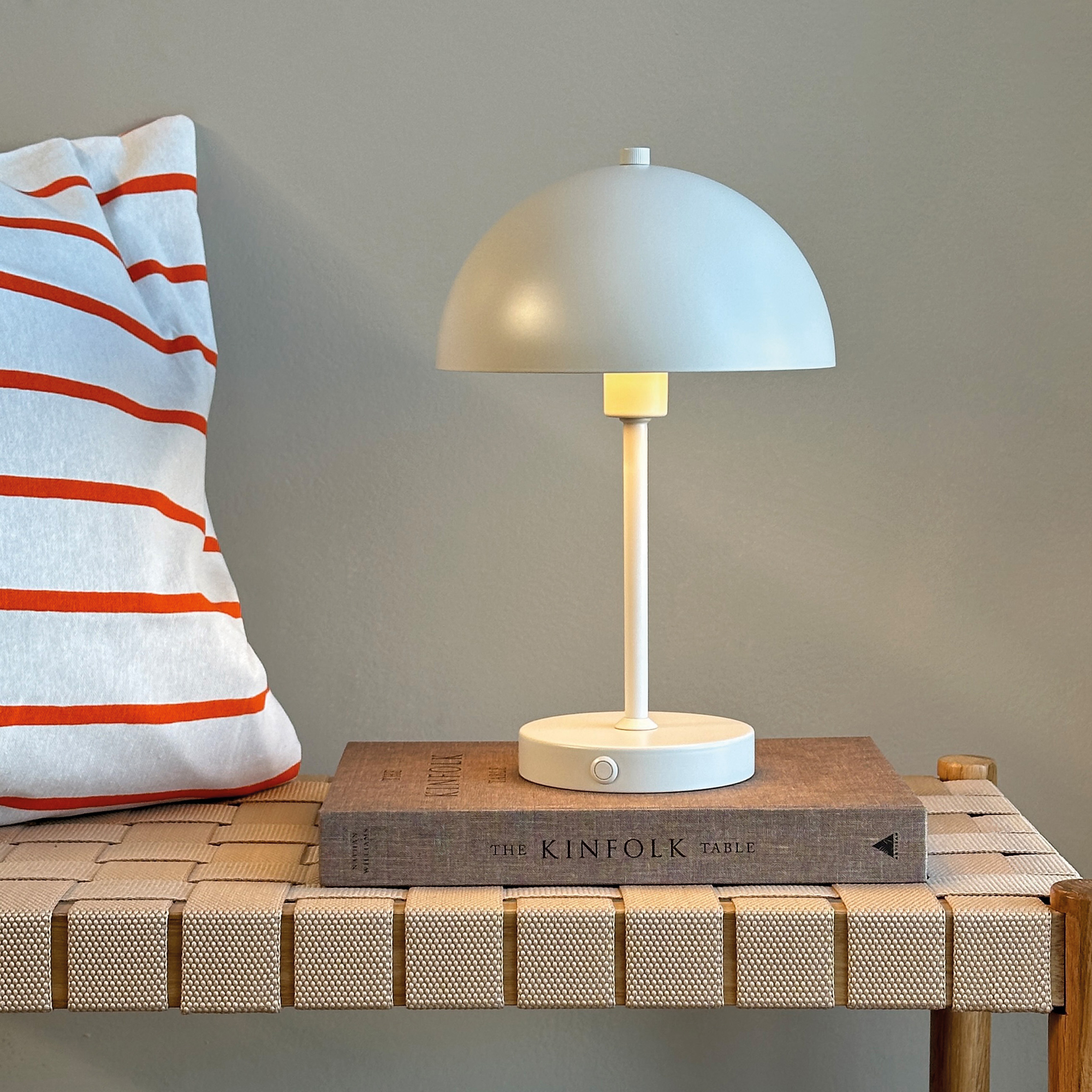 Portabel Bordslampa Dyberg Larsen Stockholm LED Uppladdningsbar