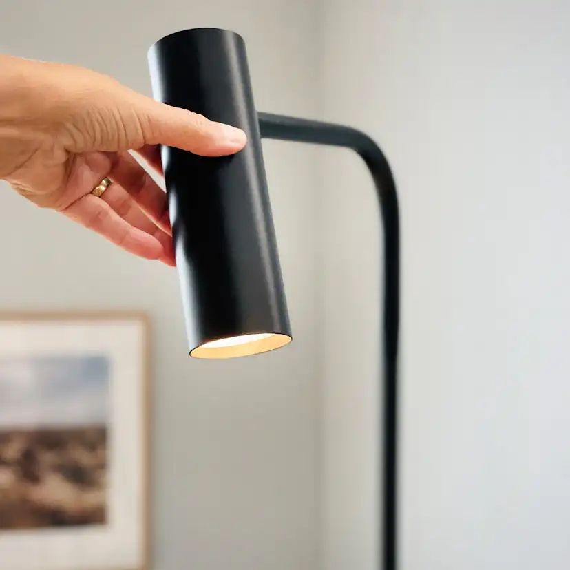 Golvlampa Dyberg Larsen Skagerrak