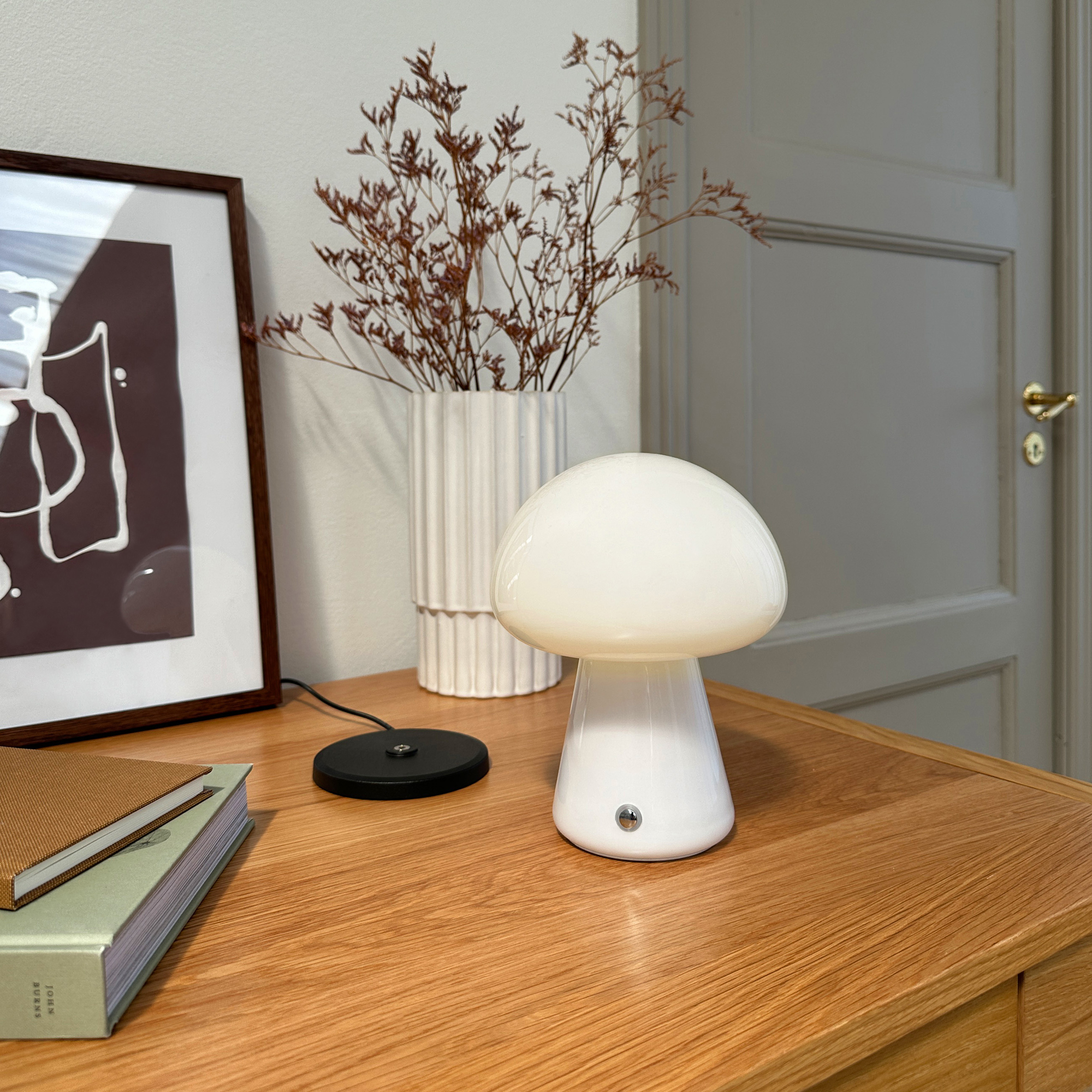 Portabel Bordslampa Dyberg Larsen Mushroom Uppladdningsbar
