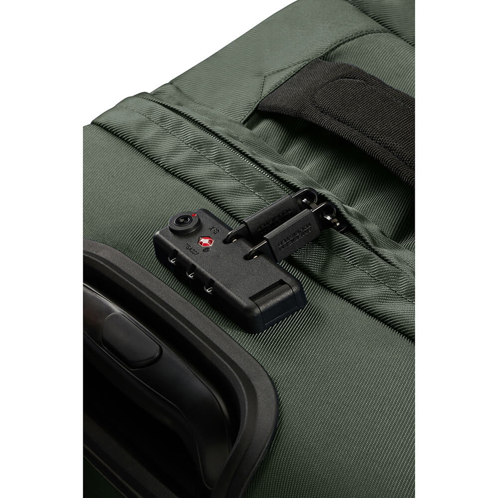 Duffelväska American Tourister Urban Track Duffle/WH Small