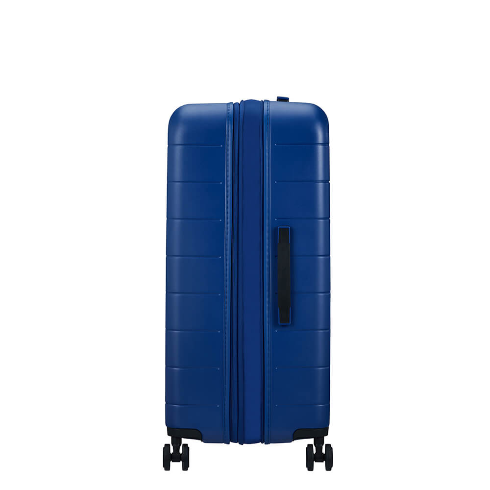 Kabinväska American Tourister Nova Stream Spinner 77/28 Expand