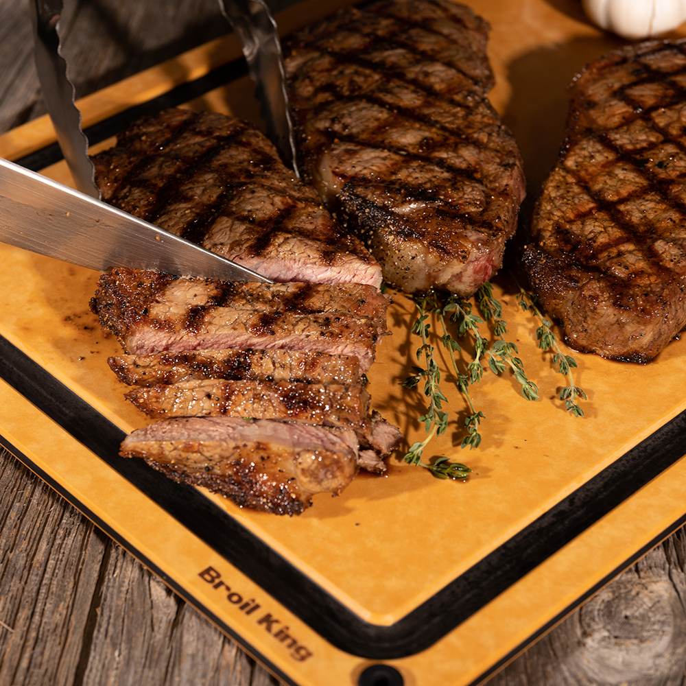 Skärbräda Broil King Träfiber