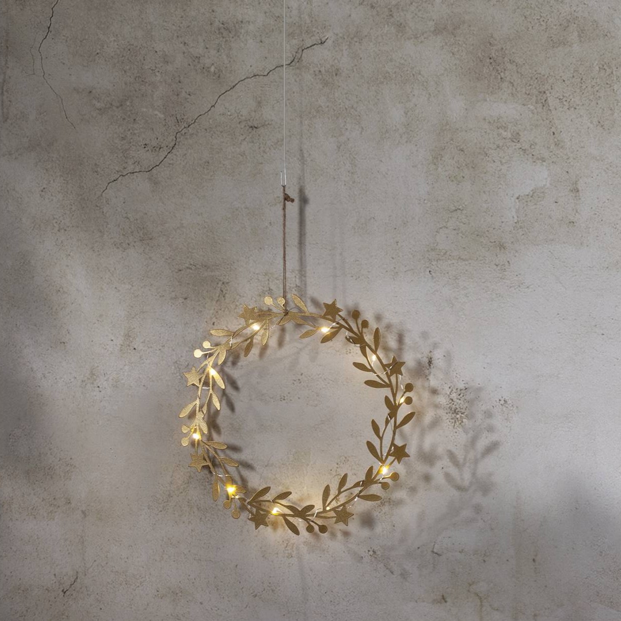 Hängande Dekoration Star Trading Holiday Krans med LED