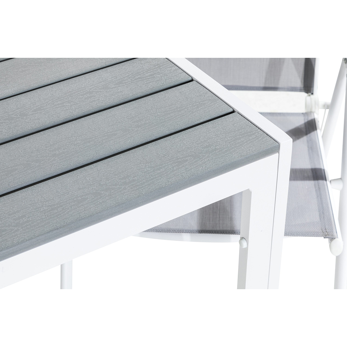 Trädgårdsgrupp Comfort Garden Tunis Matgrupp Utomhus 90x90 + 2 Maggie Positionsstol