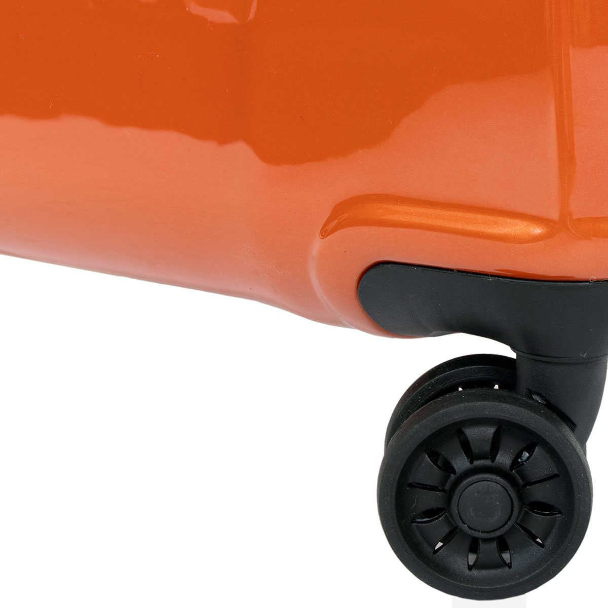 Resväska Cavalet Chill DLX Medium 64 cm