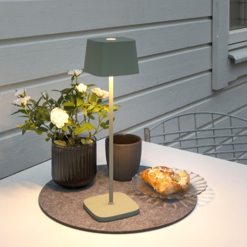 Bordslampa Gnosjö Konstsmide Capri USB
