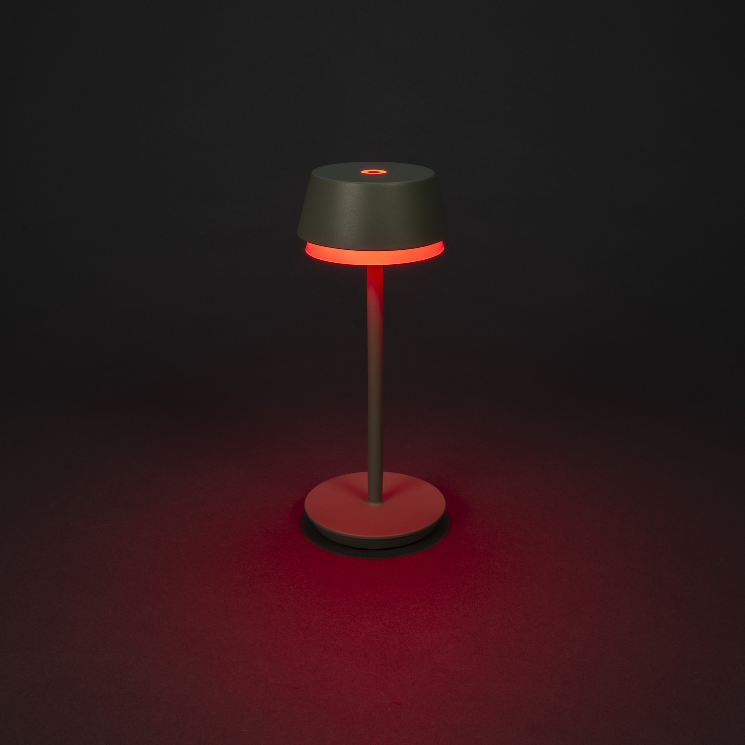 Bordslampa Gnosjö Konstsmide Lyon USB