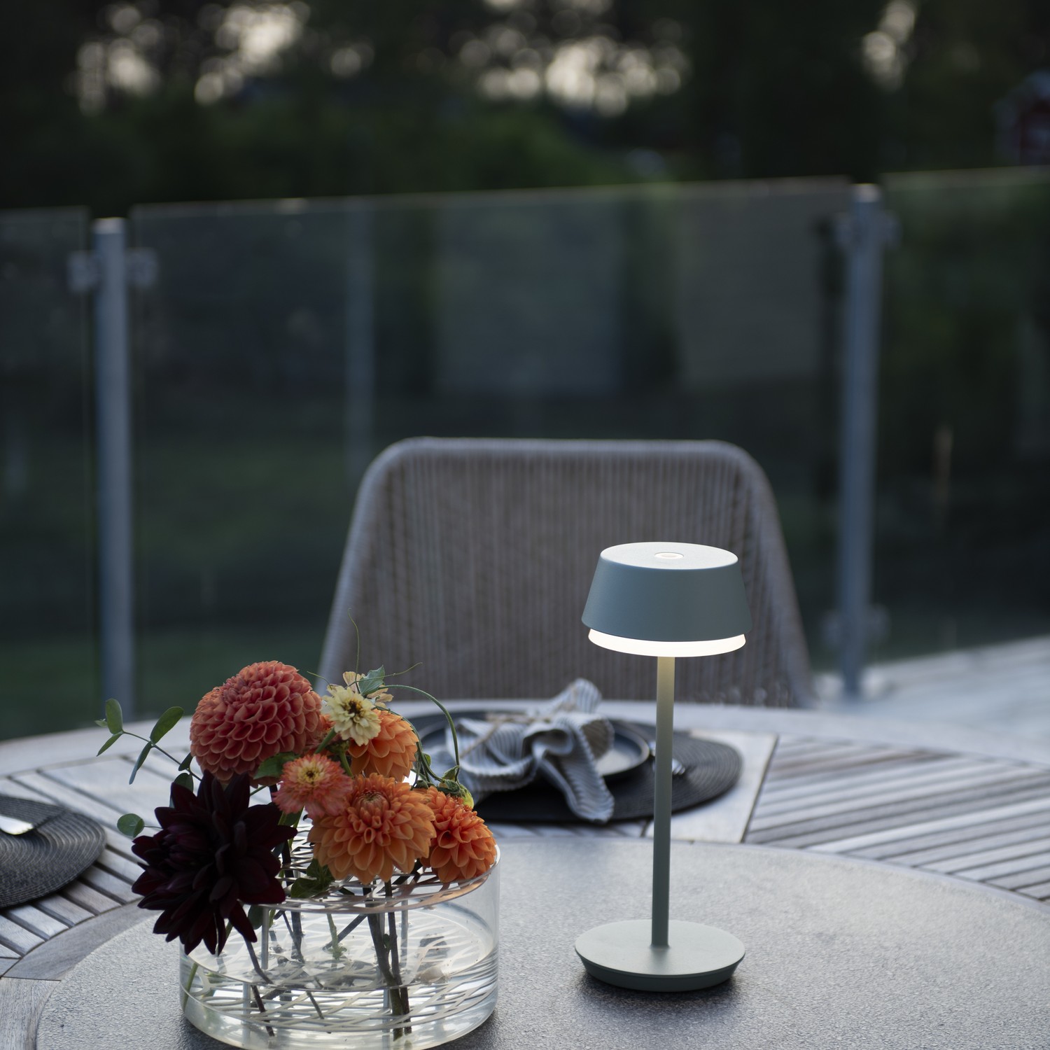 Bordslampa Gnosjö Konstsmide Lyon USB