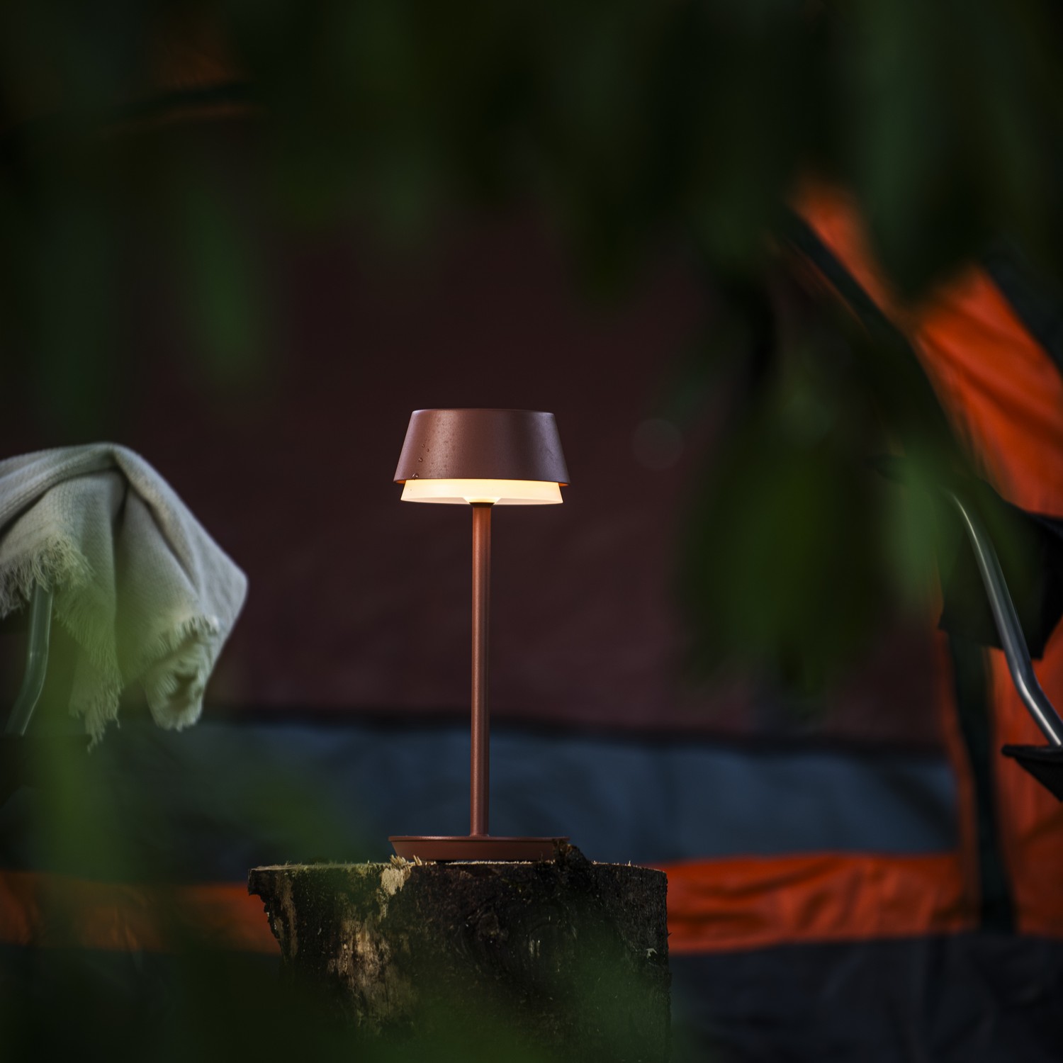 Bordslampa Gnosjö Konstsmide Lyon USB