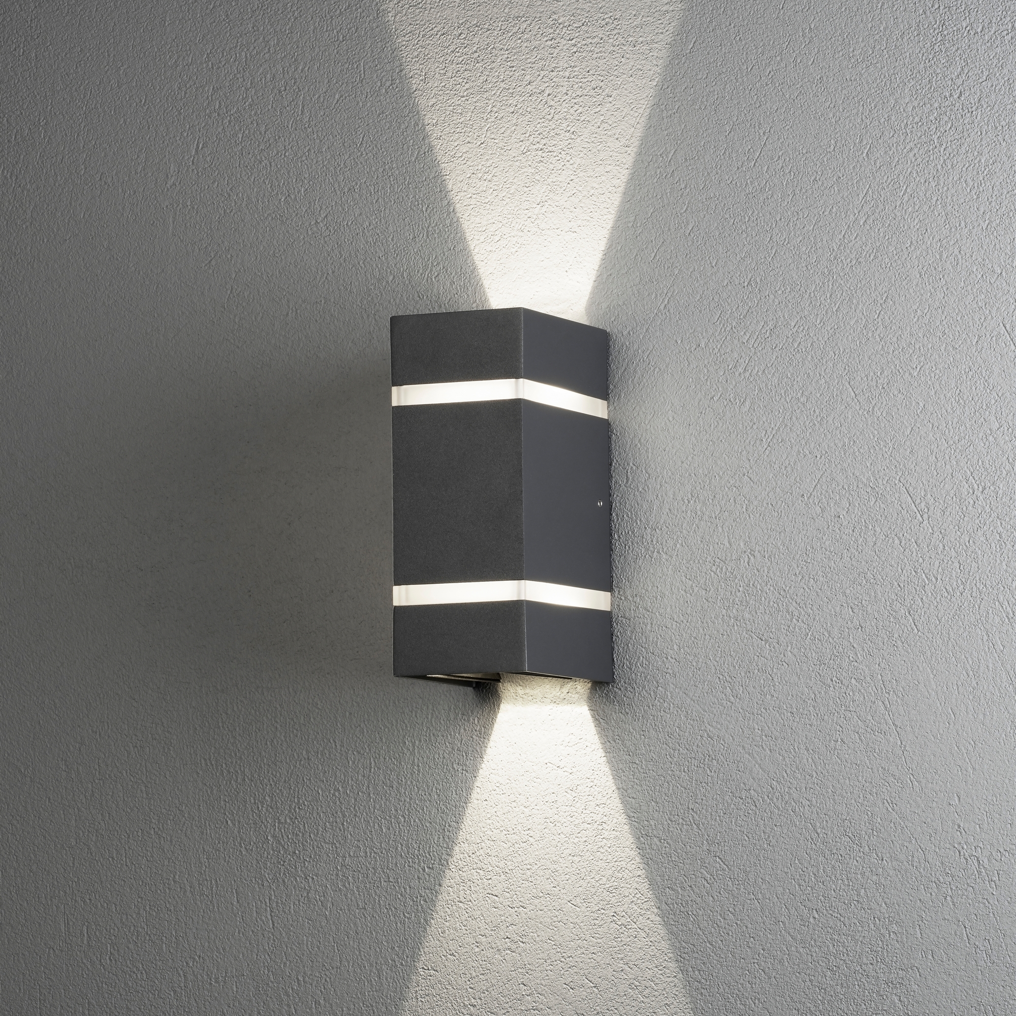 Vägglykta Gnosjö Konstsmide Cremona Upp/Ned 2x3W High Power LED