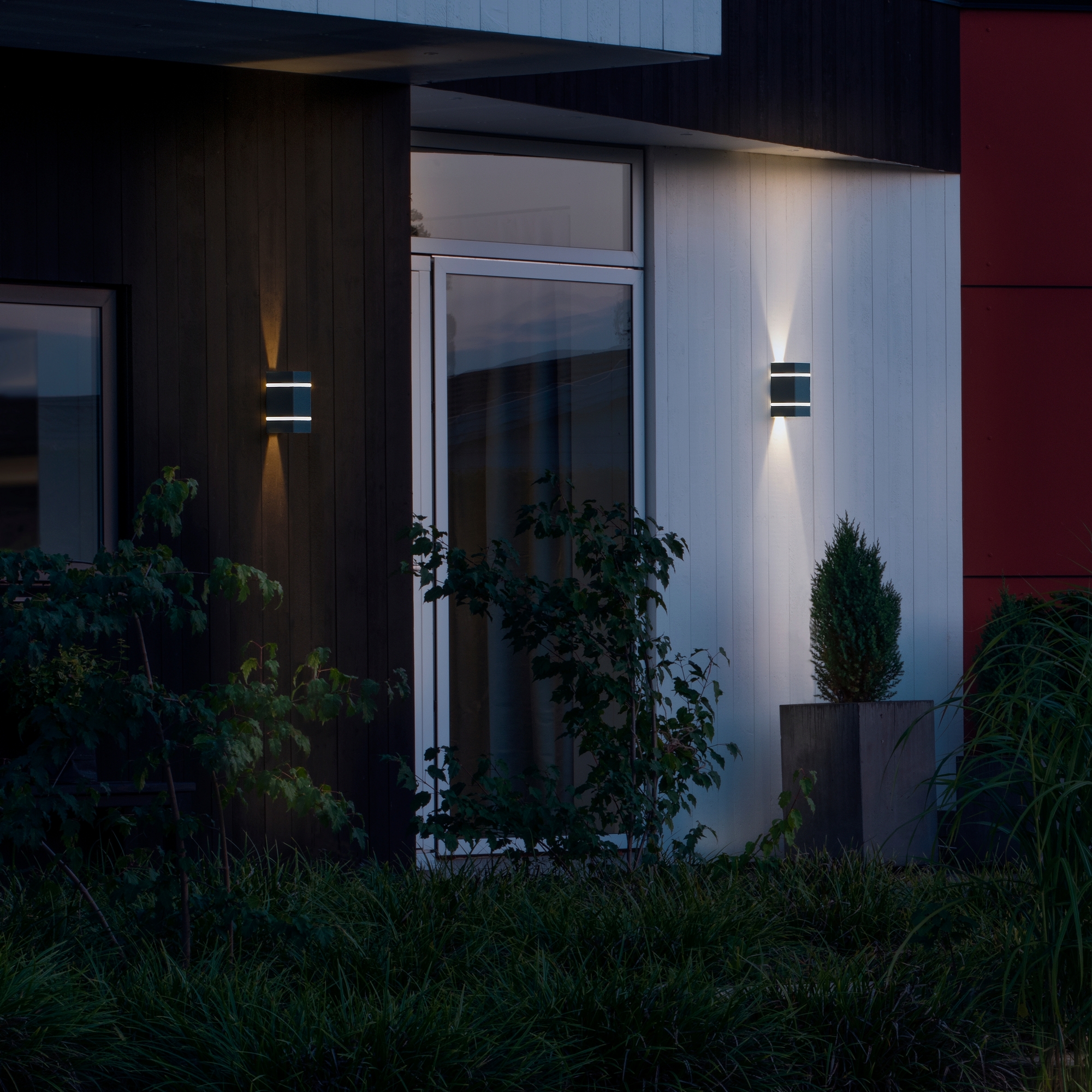 Vägglykta Gnosjö Konstsmide Cremona Upp/Ned 2x3W High Power LED