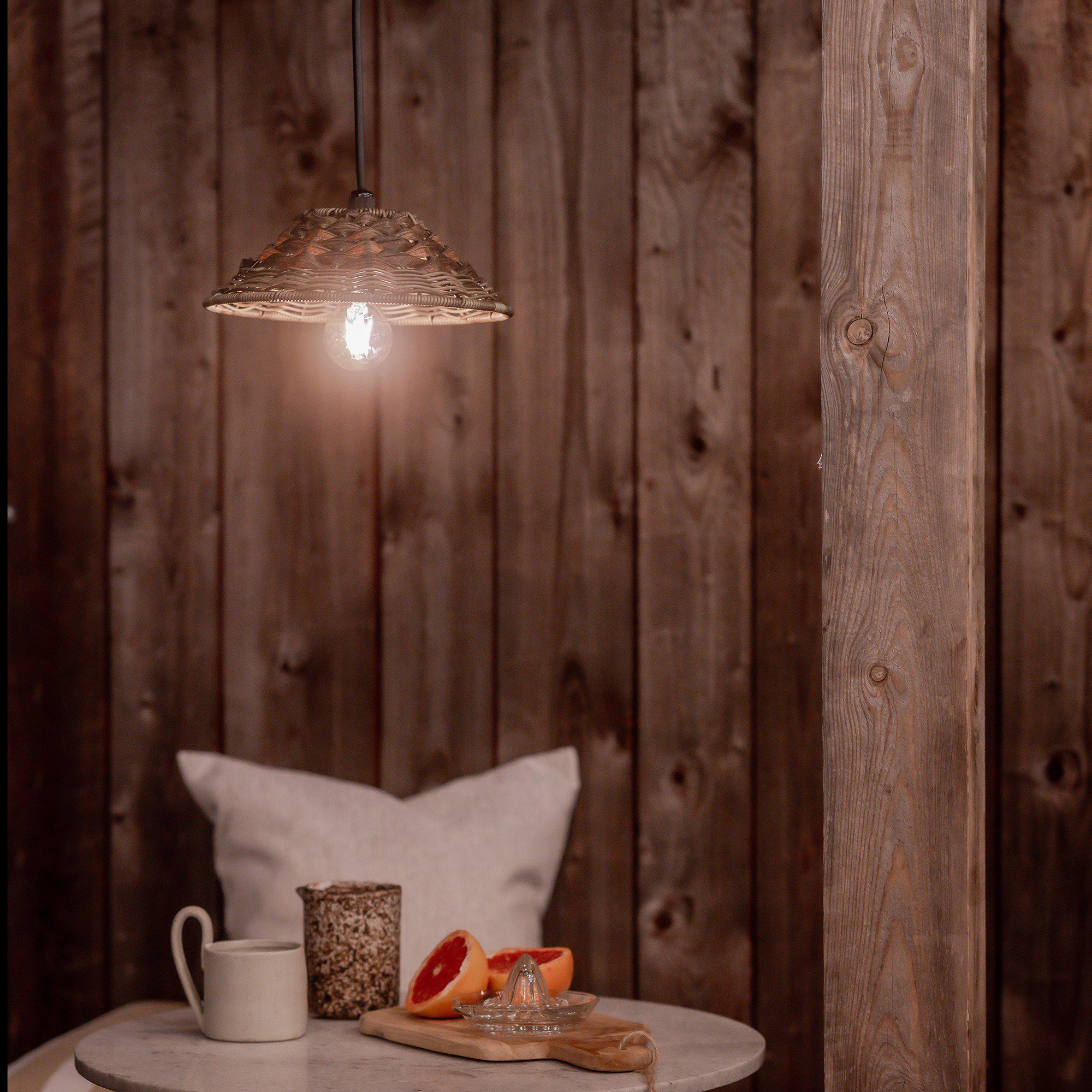 Taklampa PR Home Lisen