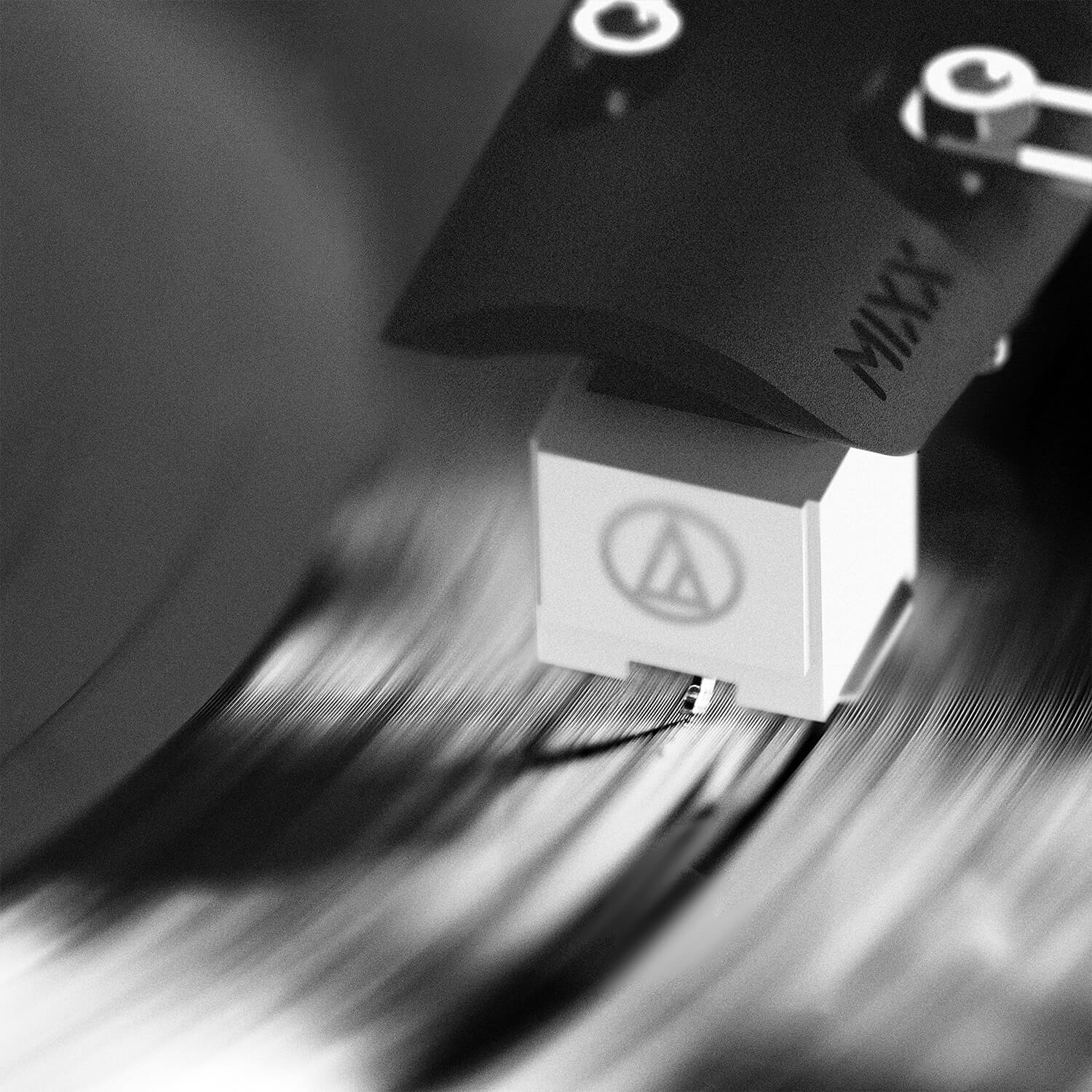 Vinylskivspelare MIXX Inklusive Högtalar System 5 Stereo