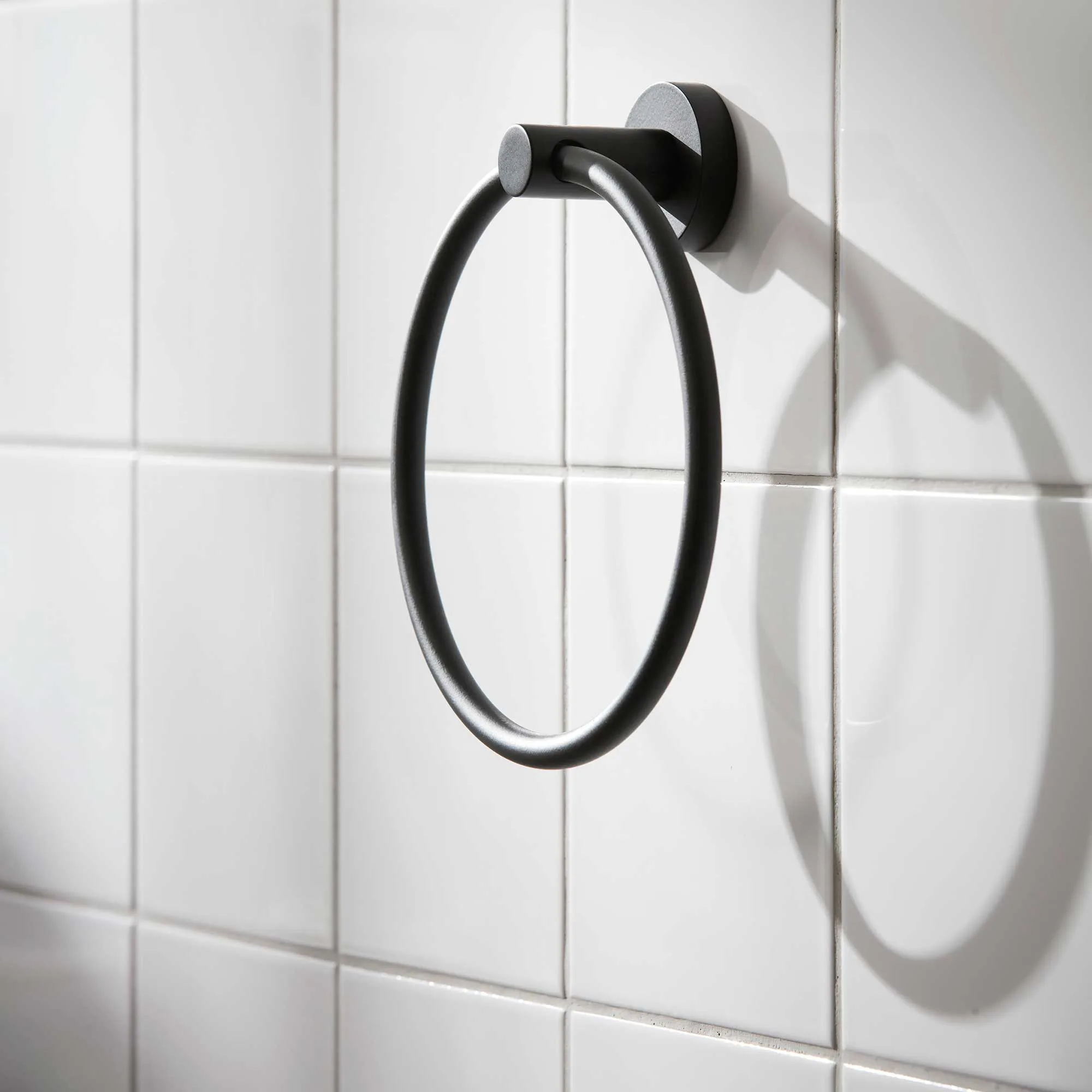 Handduksring Miller Badrum Bond 8705