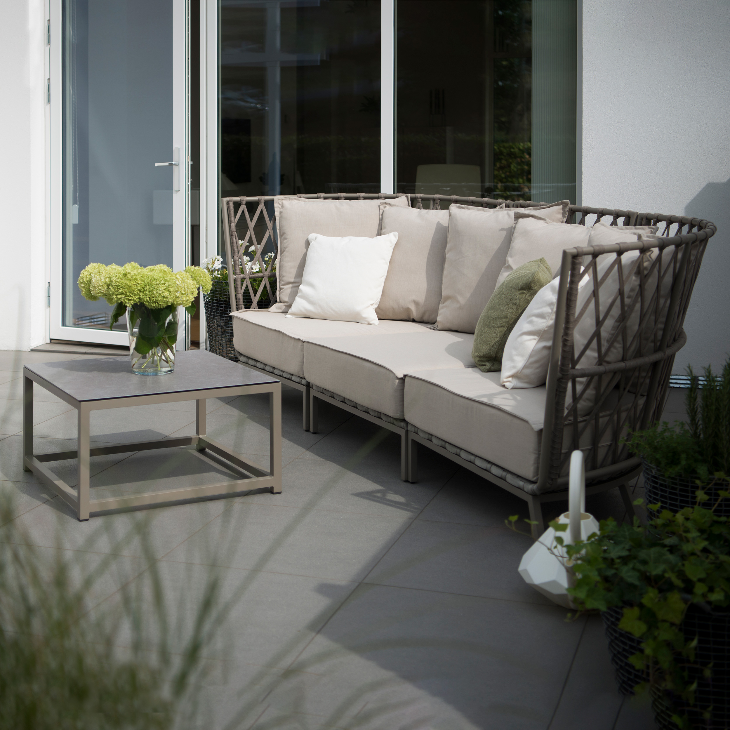 Loungegrupp Hillerstorp Jet Set Beige Utomhus