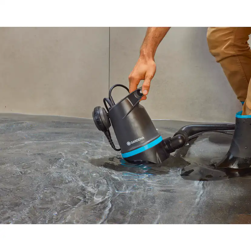 Spillvattenpump Gardena Basic 20000 För Rent & Smutsigt Vatten