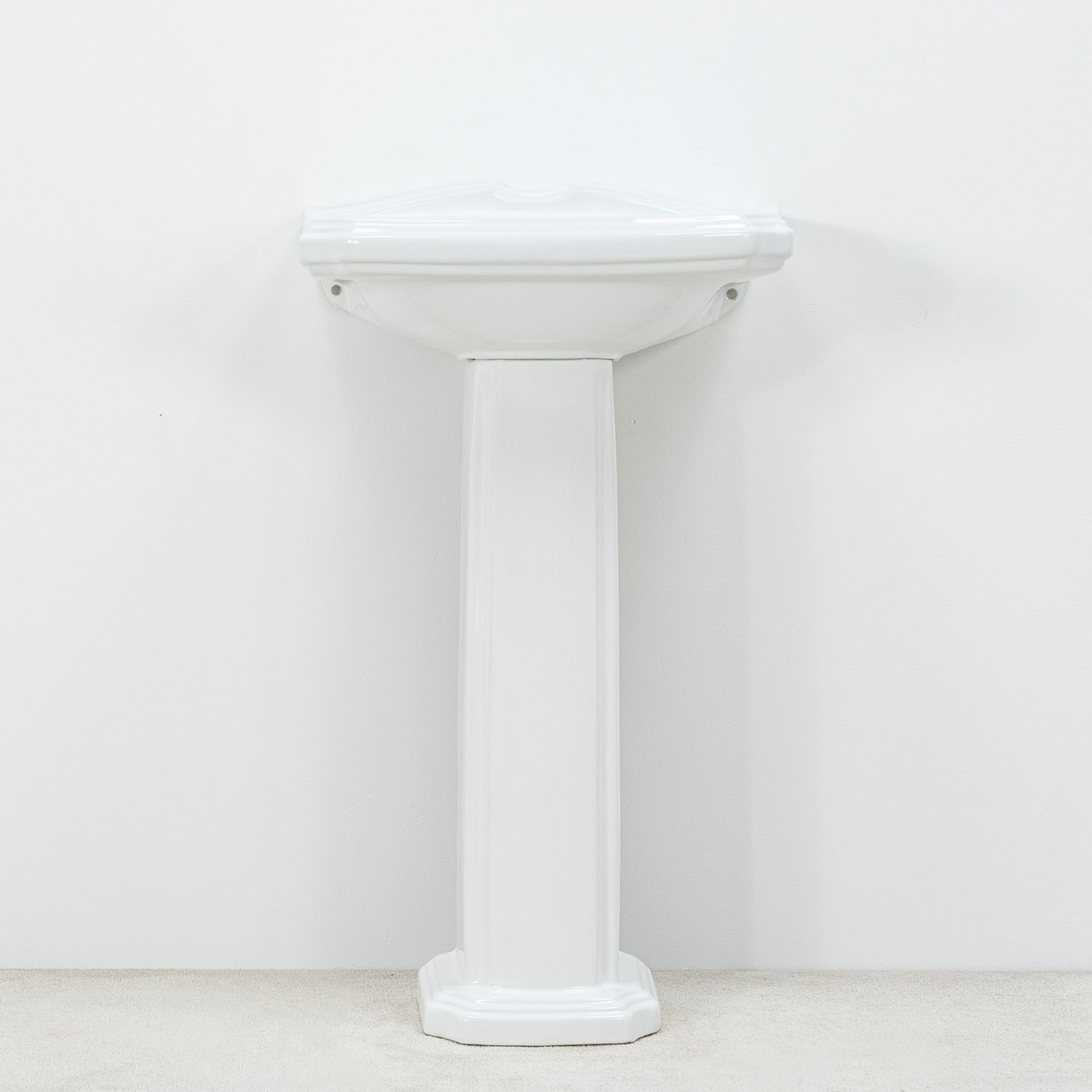 Tvättställ Vesani Greenwich med Piedestal