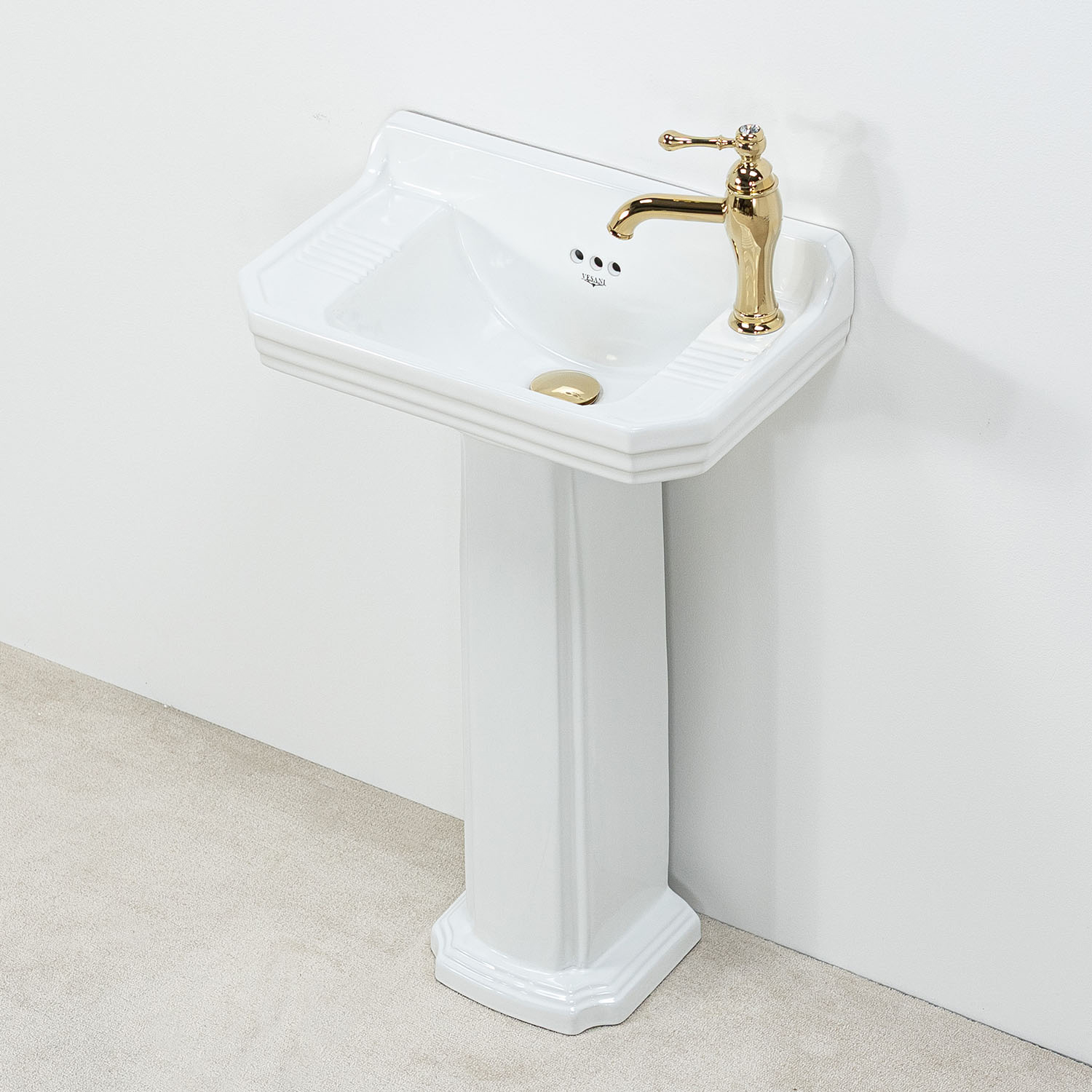 Tvättställ Vesani Berkshire med Piedestal