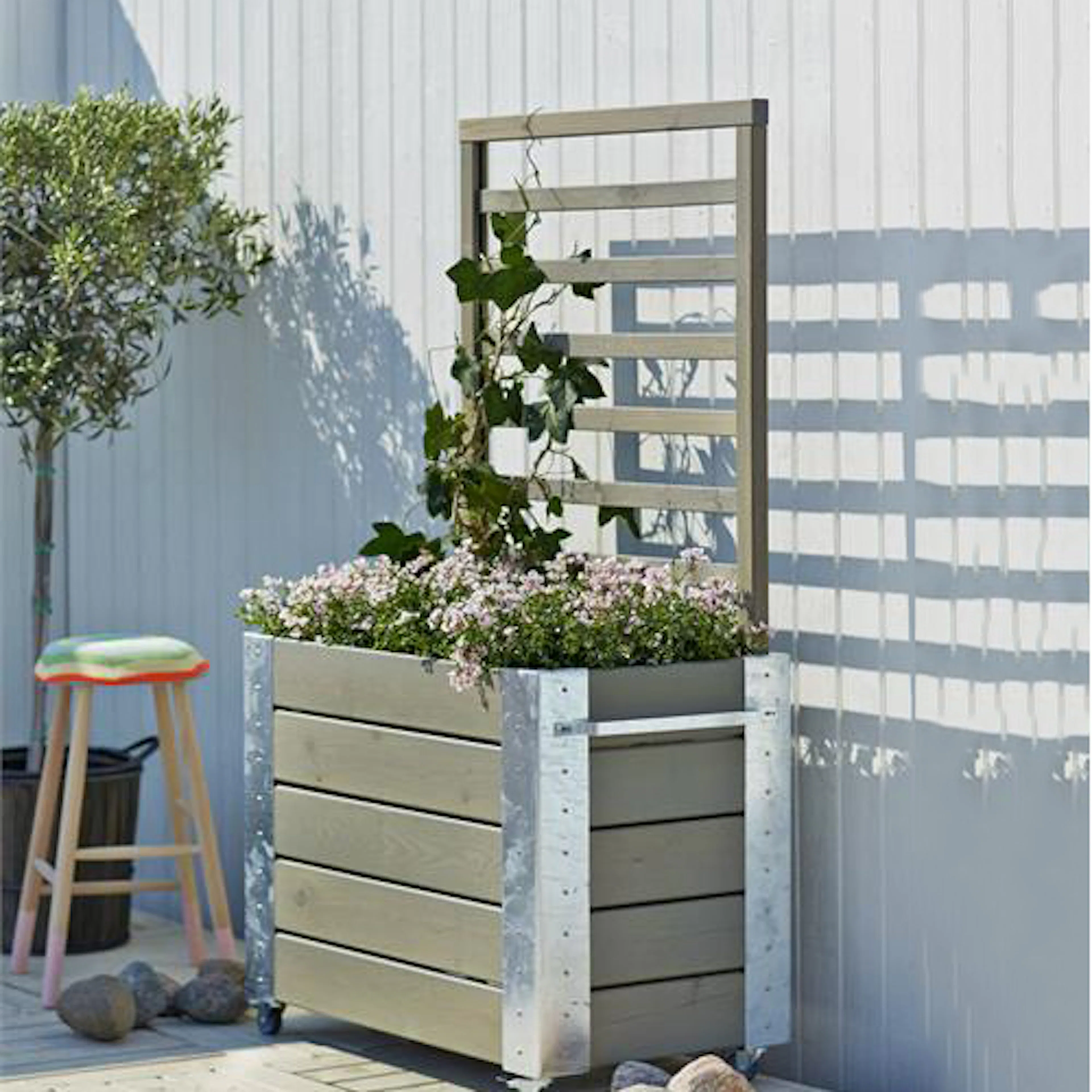Blomlåda PLUS Cubic med Spalje Gråbrun 87x50x155 cm