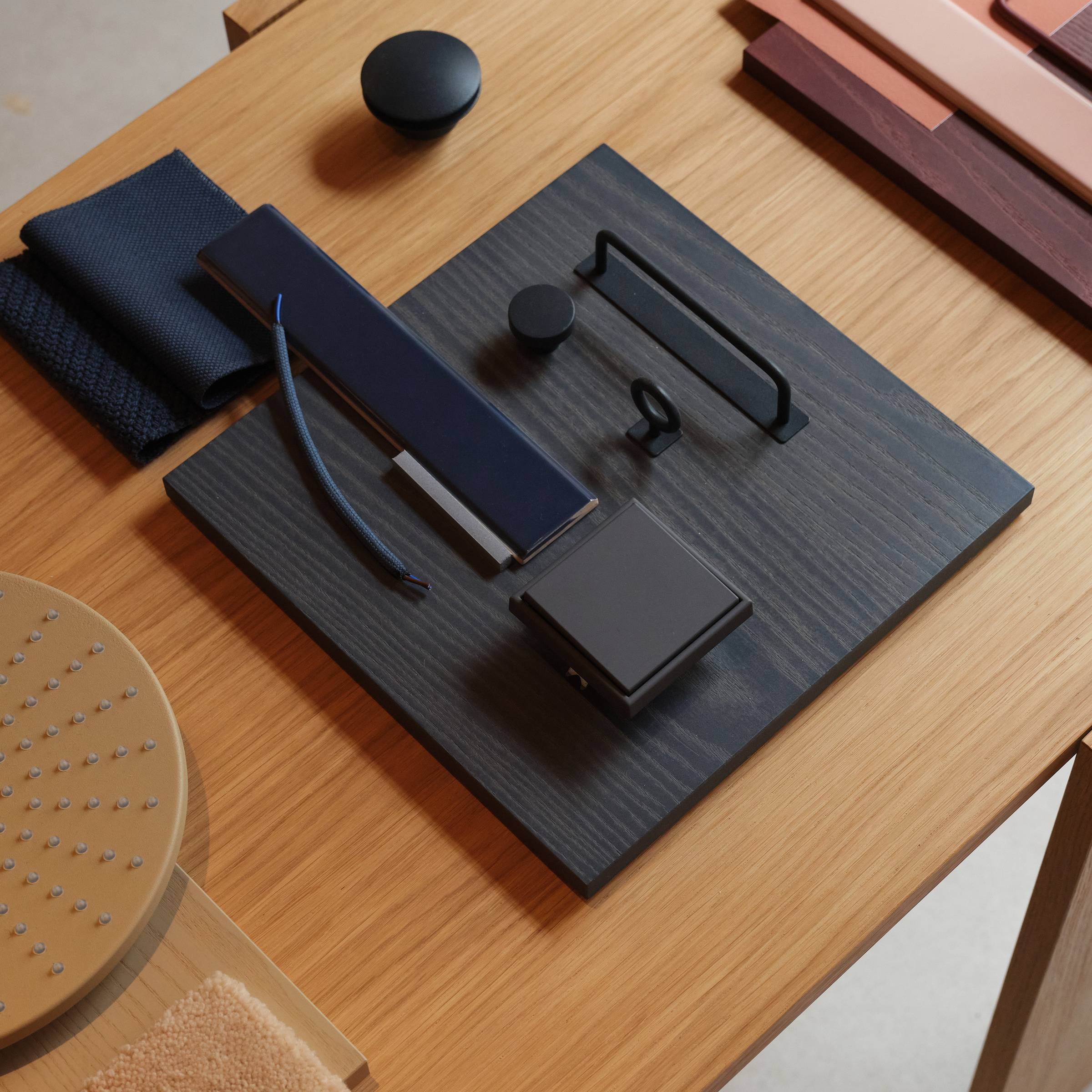 Knopp Beslag Design Circular Toniton Ø33mm