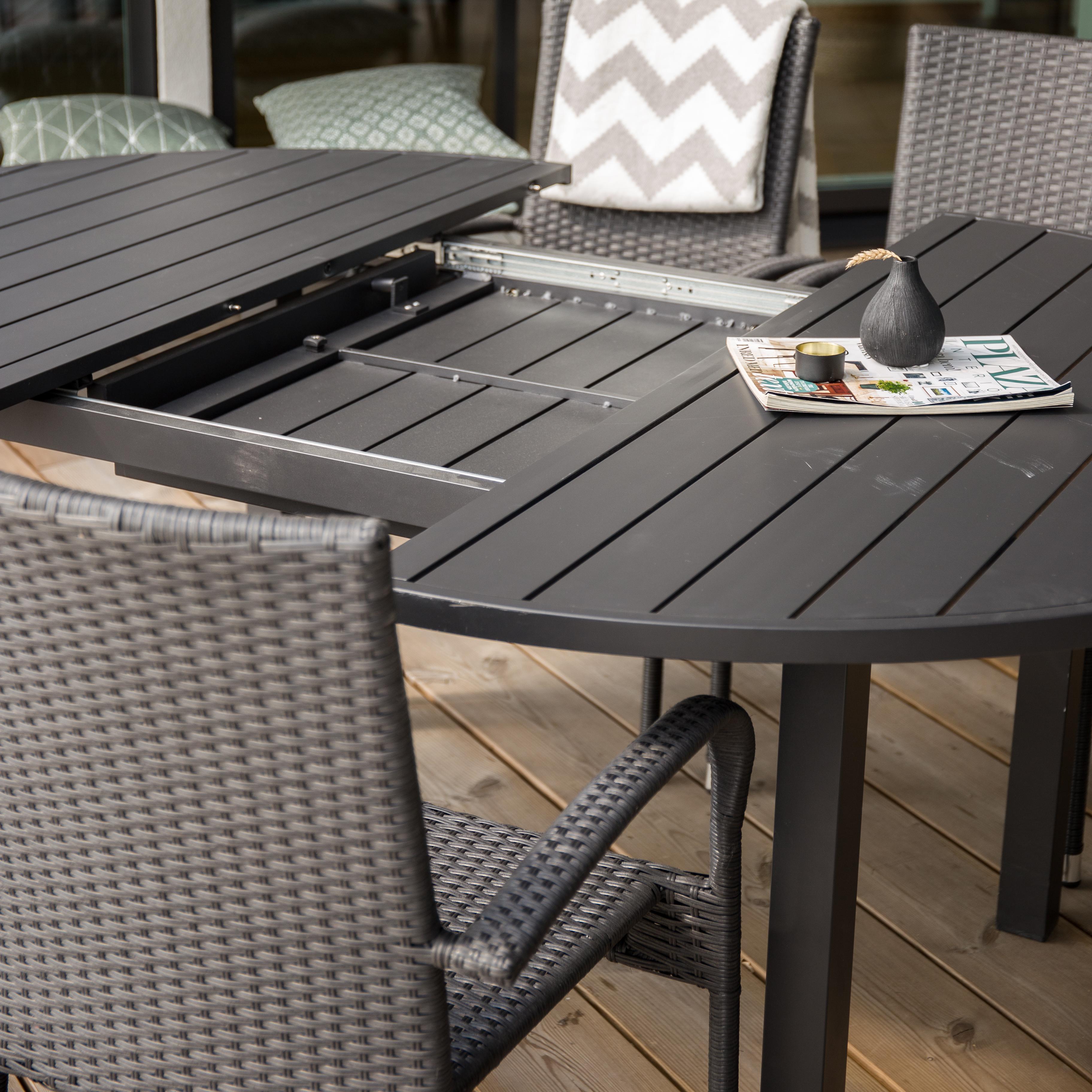 Matgrupp Venture Home Madrid Ø 140 med 4 Asta Stolar