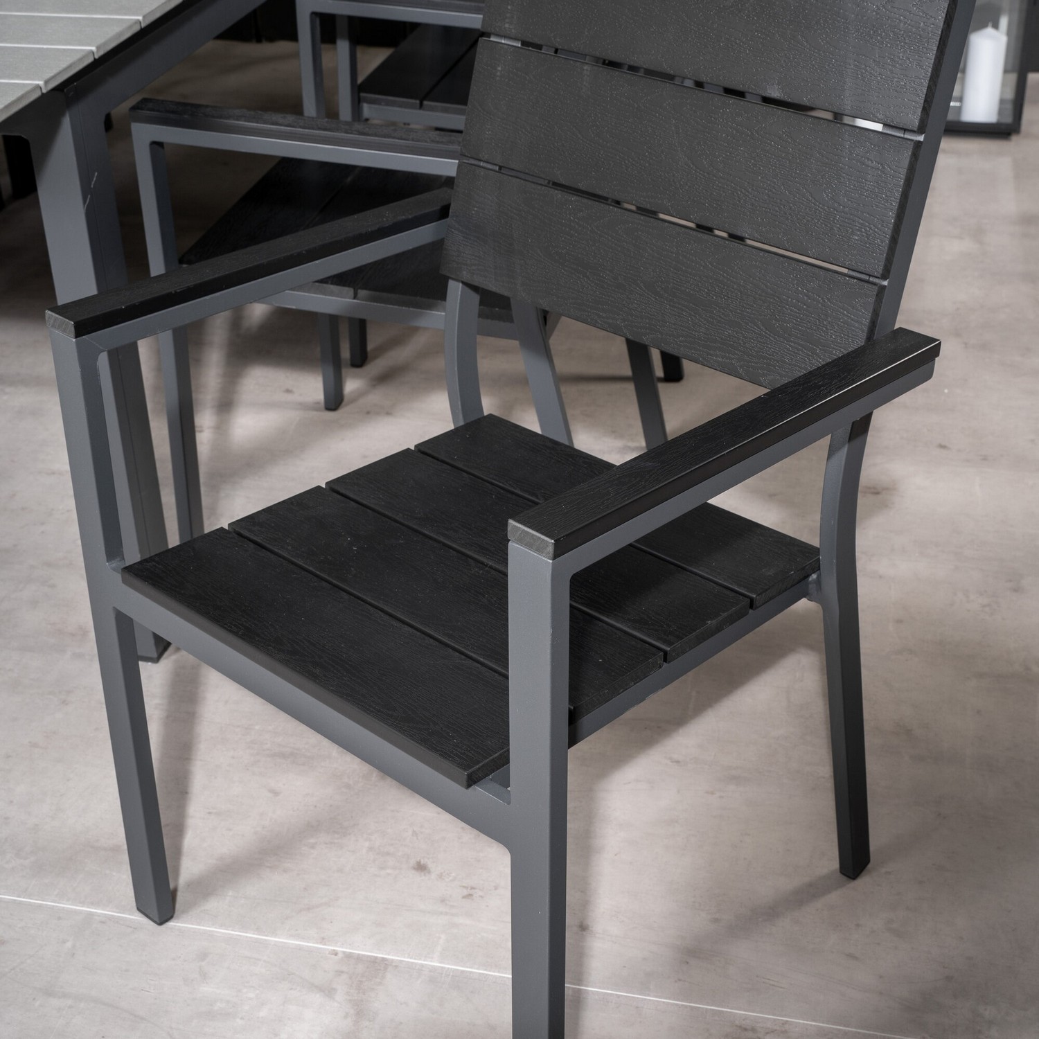 Matgrupp Venture Home Lova 160/240 med 8 Lova Stolar