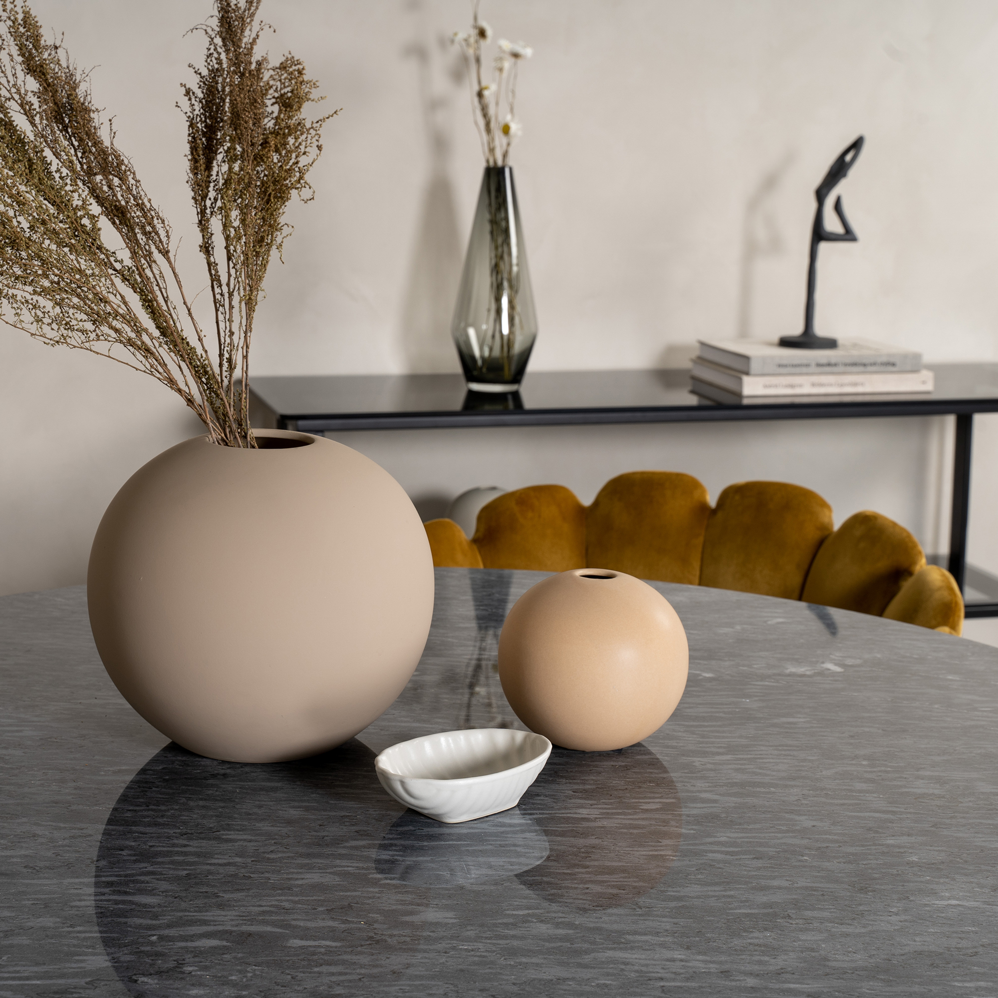 Matgrupp Venture Home Estelle med 4 Limhamn Runt Stolar