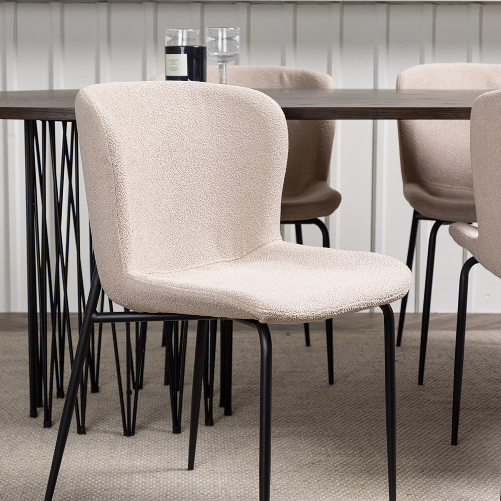 Matgrupp Venture Home Stone med 4 Modesto Stolar