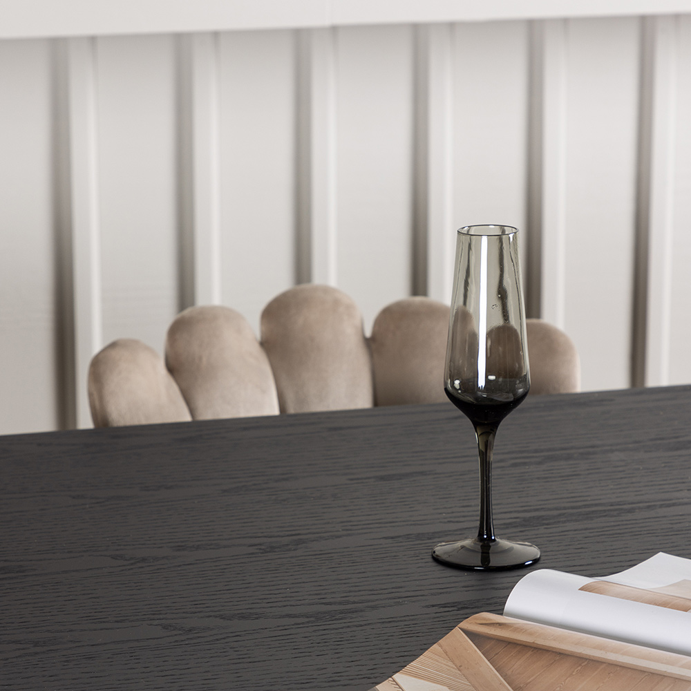 Matgrupp Venture Home Ystad med 6 st Limhamn Light stolar