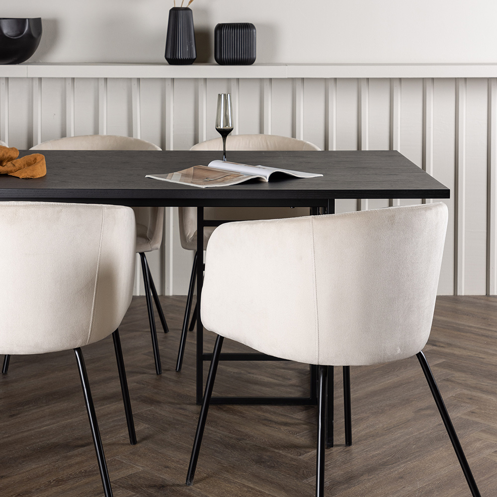 Matgrupp Venture Home Ystad med 6 st Berit stolar