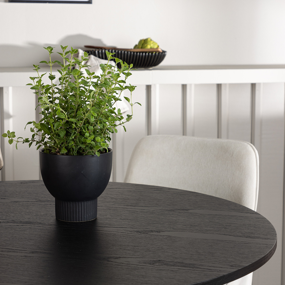 Matgrupp Venture Home Olivia Ø110 cm med 4 st Rosie stolar