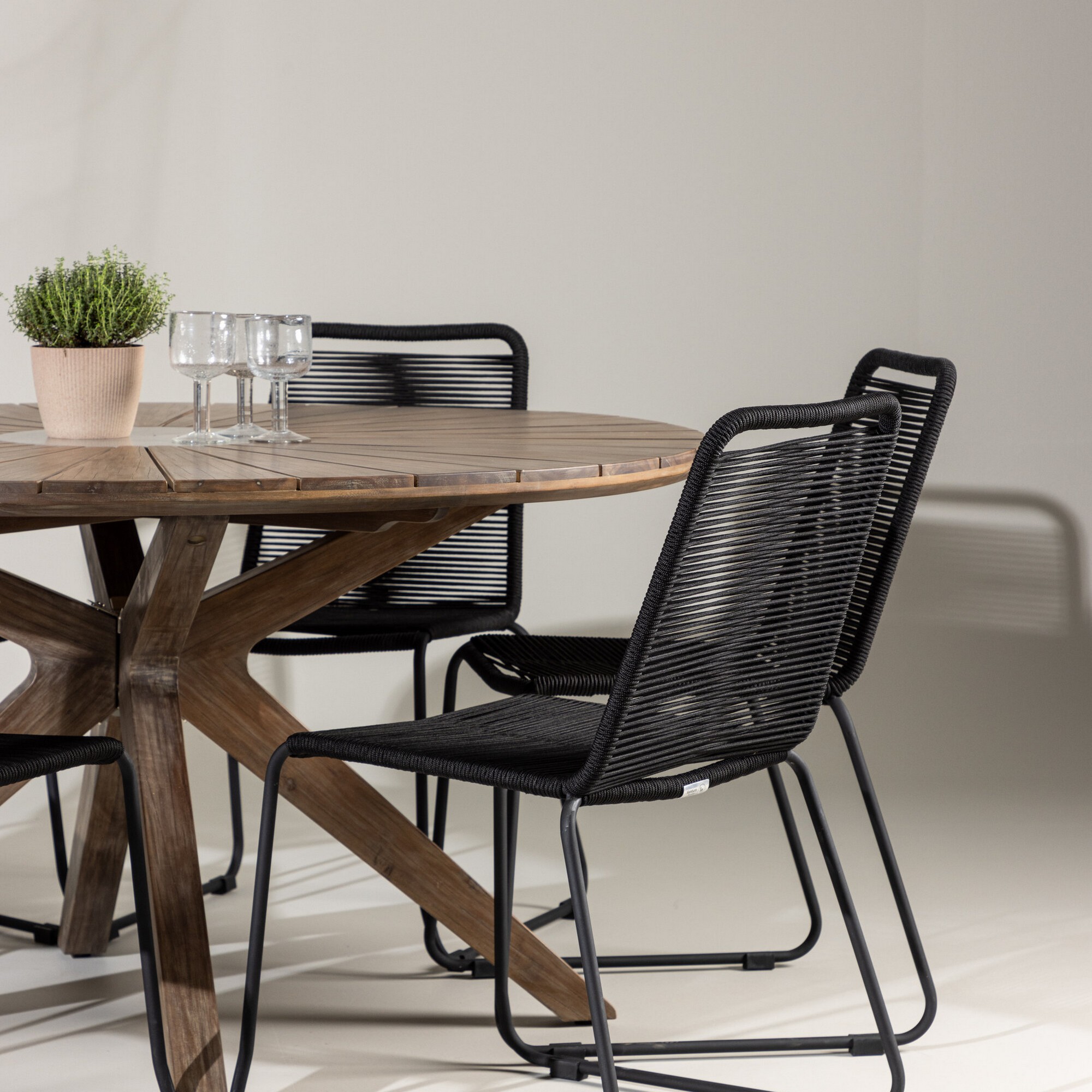 Trädgårdsgrupp Venture Home Rosario med 6 Lindos Stolar