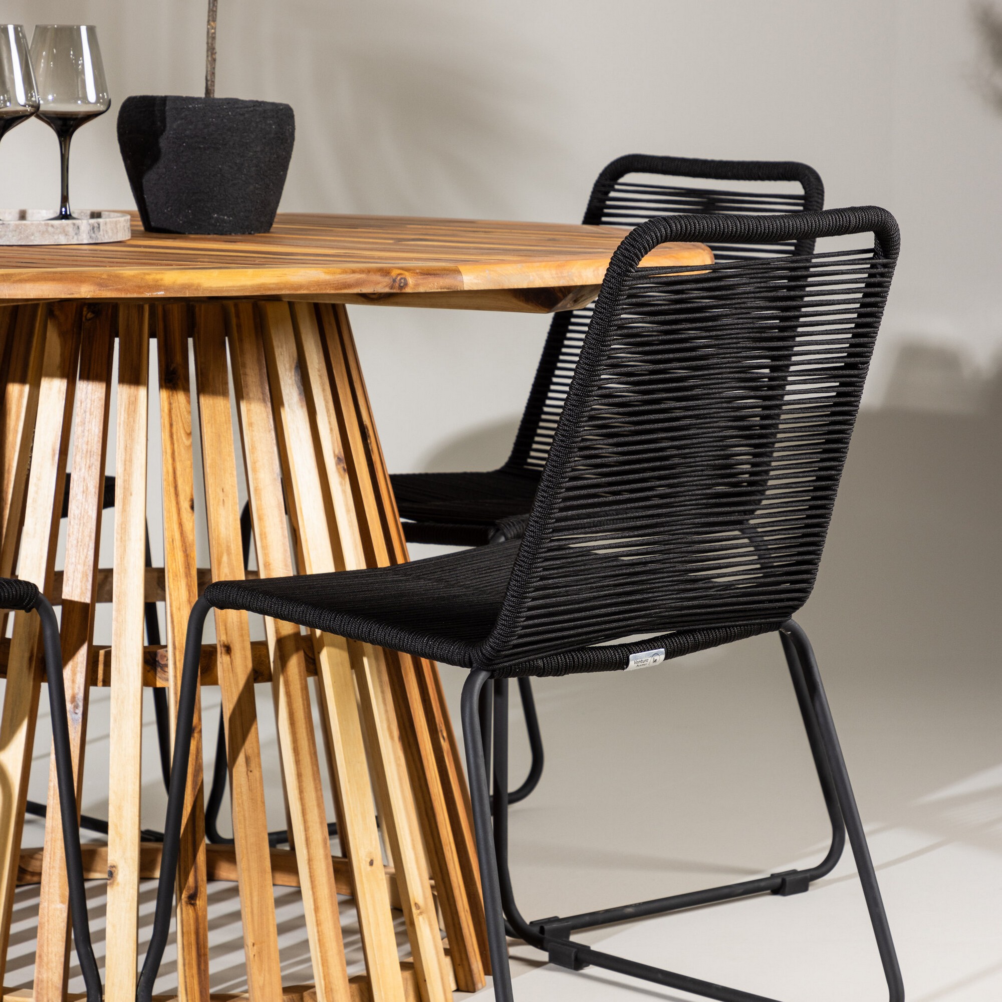 Trädgårdsgrupp Venture Home Lumpur med 4 Lindos Trädgårdsstolar