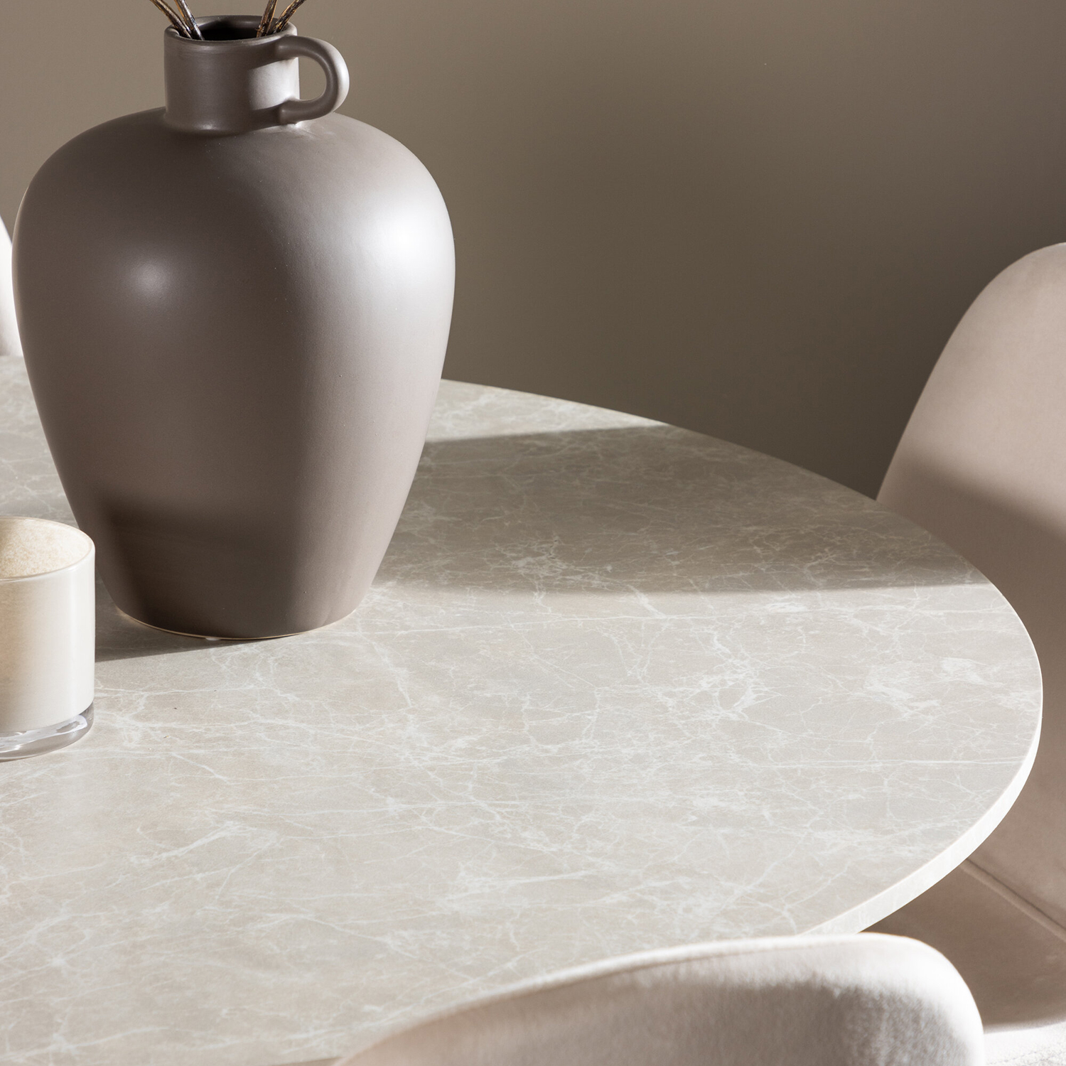 Matgrupp Venture Home Lycke Ø110 med 4 st Polar Stolar Sammet