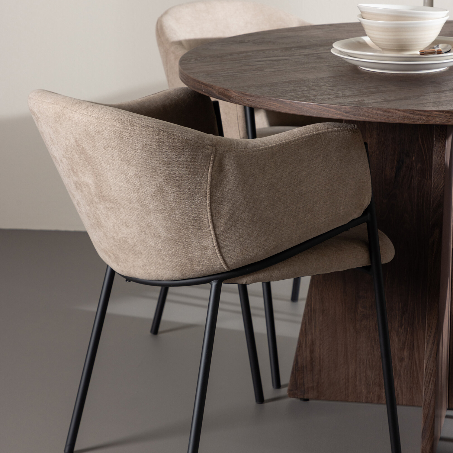 Matgrupp Venture Home Bootcut Ø110 med 4 st Evelina Stolar