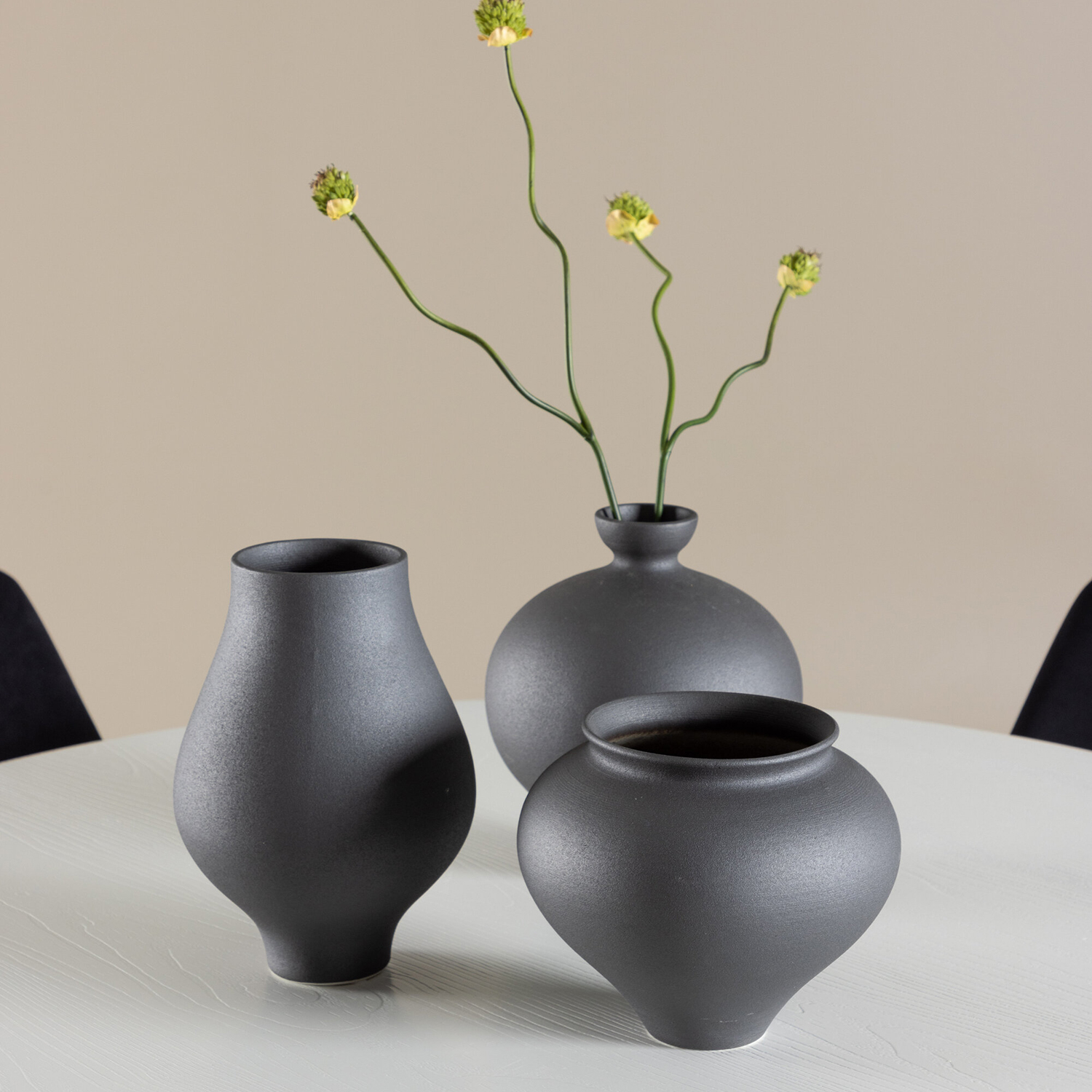 Matgrupp Venture Home Härön Ø110 med 4 st Night Stolar