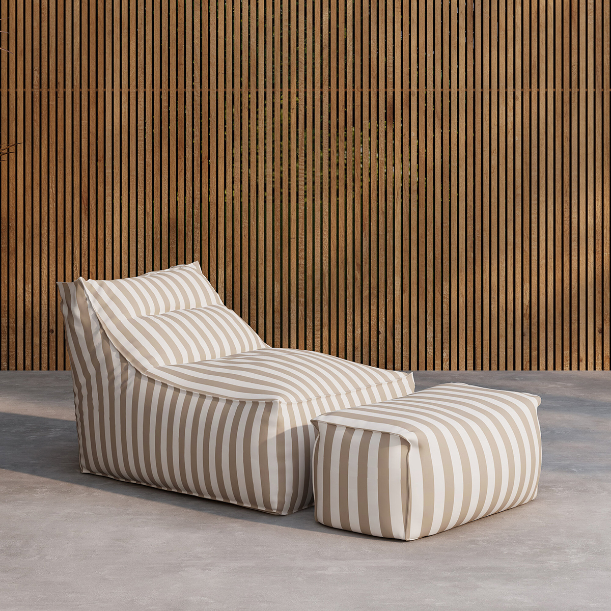 Loungefåtölj Venture Home Redang med Fotpall