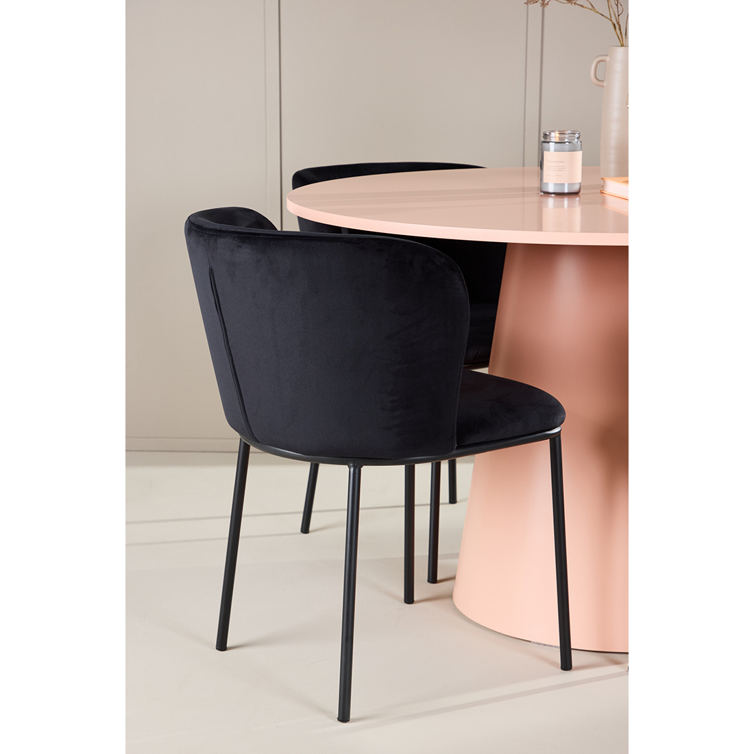 Matgrupp Venture Home Lanzo Ø120 cm med 4st Edina Matstolar