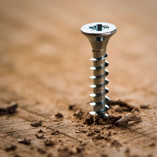 Spik, skruv & infästning