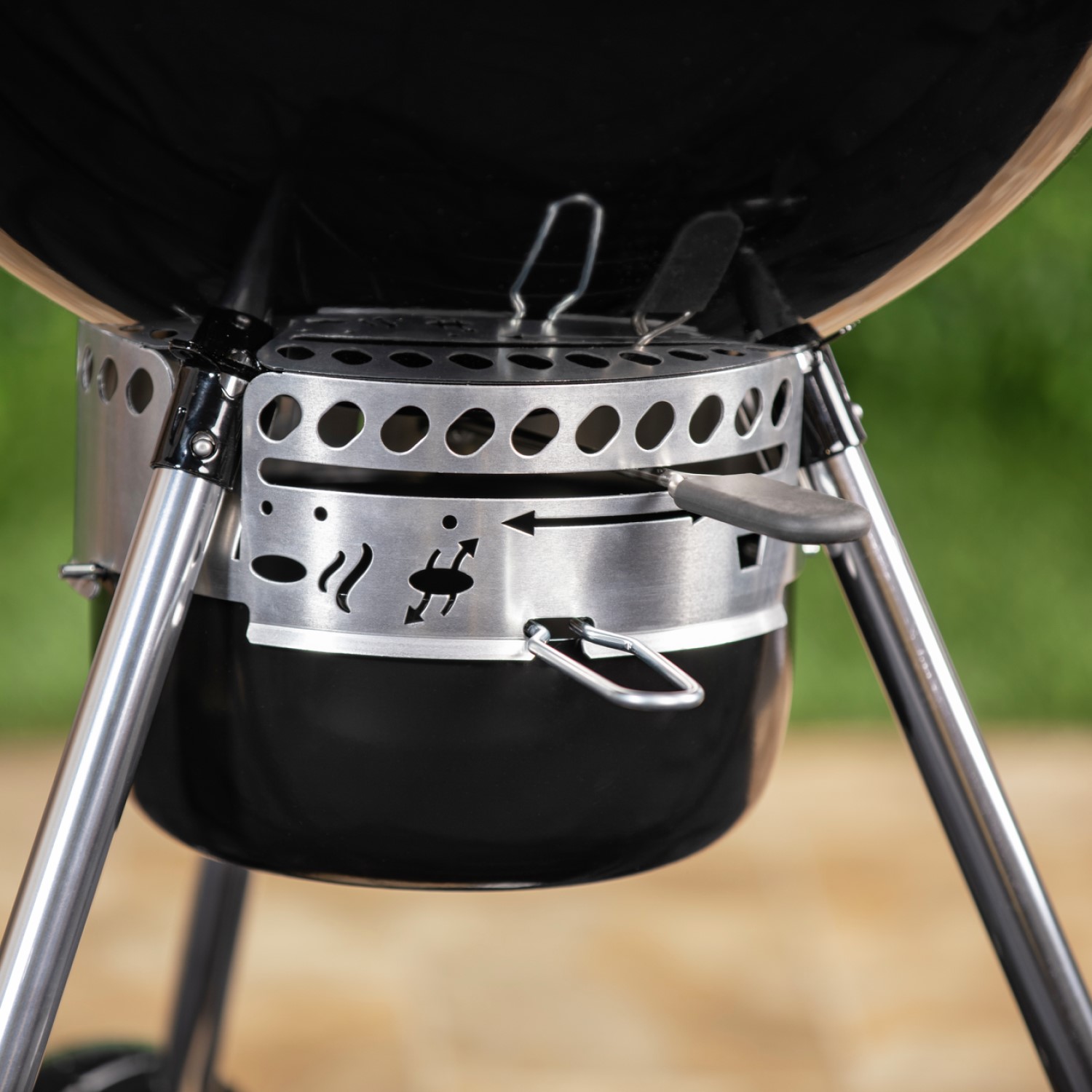 Kolgrill Weber Master-Touch® GBS Klotgrill Premium SE E-5775 Ø57 cm med SS-grillgaller