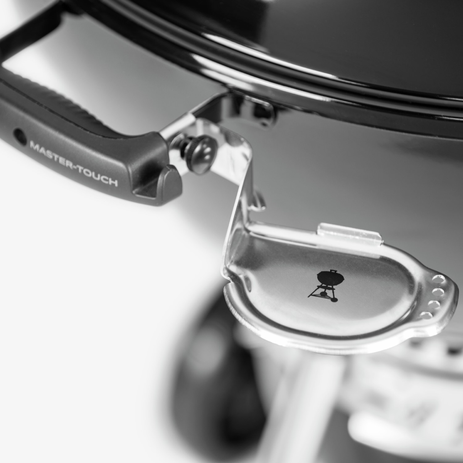 Kolgrill Weber Master-Touch® GBS Klotgrill Premium SE E-5775 Ø57 cm med SS-grillgaller