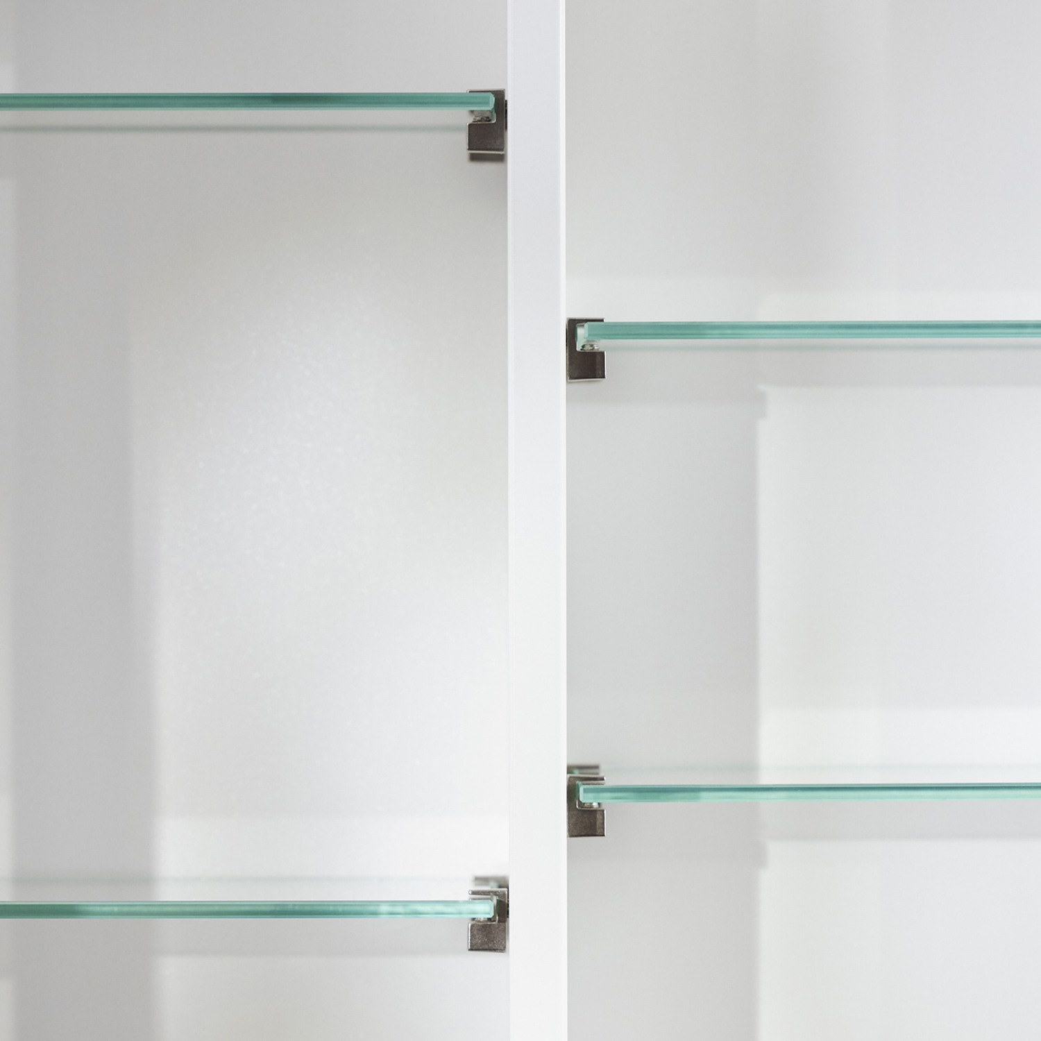 Möbelpaket Miller Badrum New York med Bloc Tvättställ och Spegel