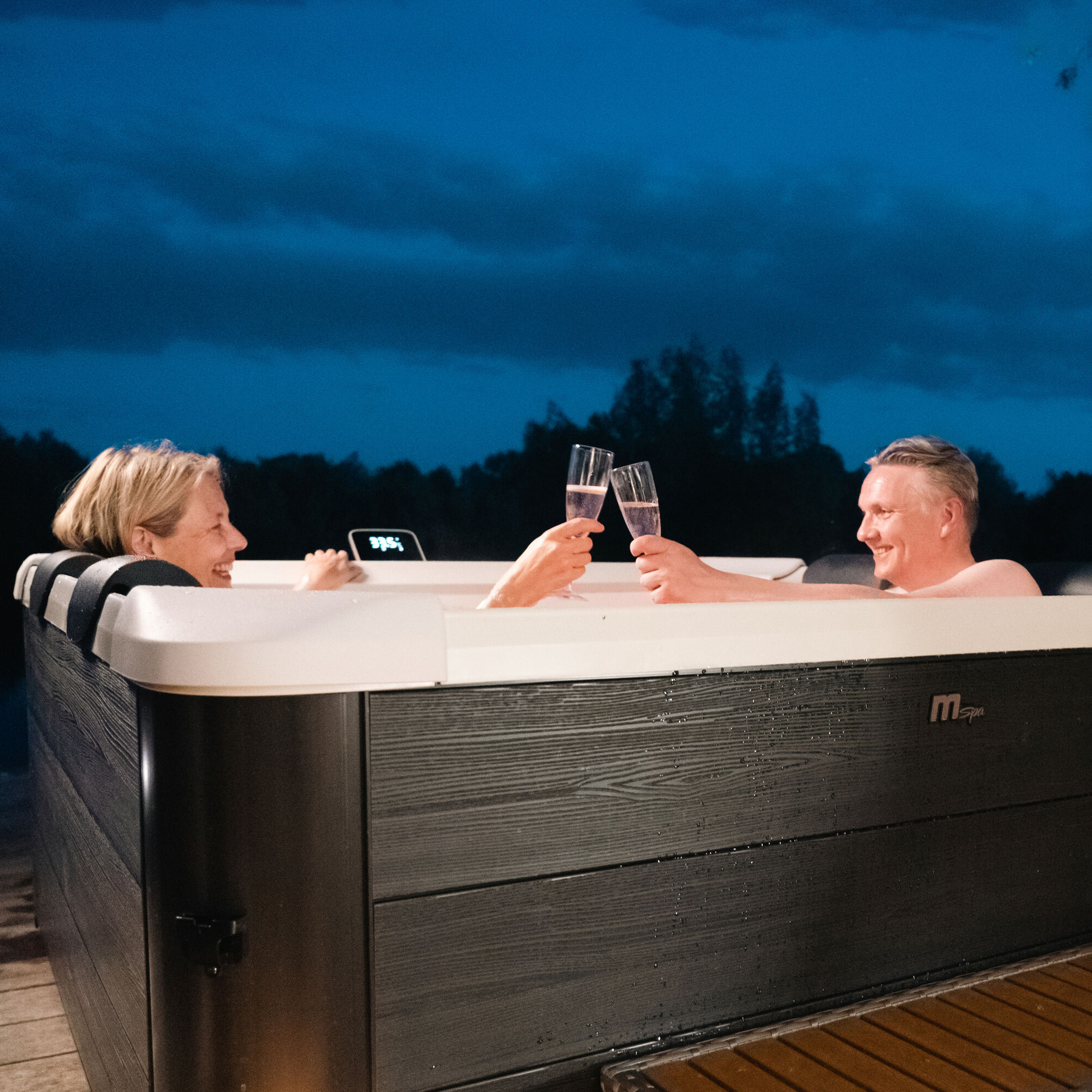 Spabad MSpa Oslo Frame Plus XL 140 Jets