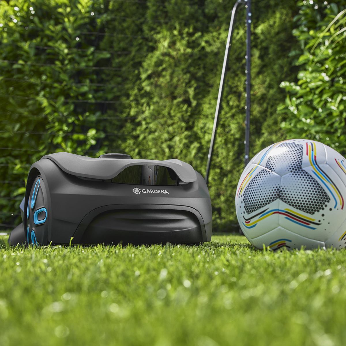 Paket Gardena Smart Sileno Sense 600 Med Robothus